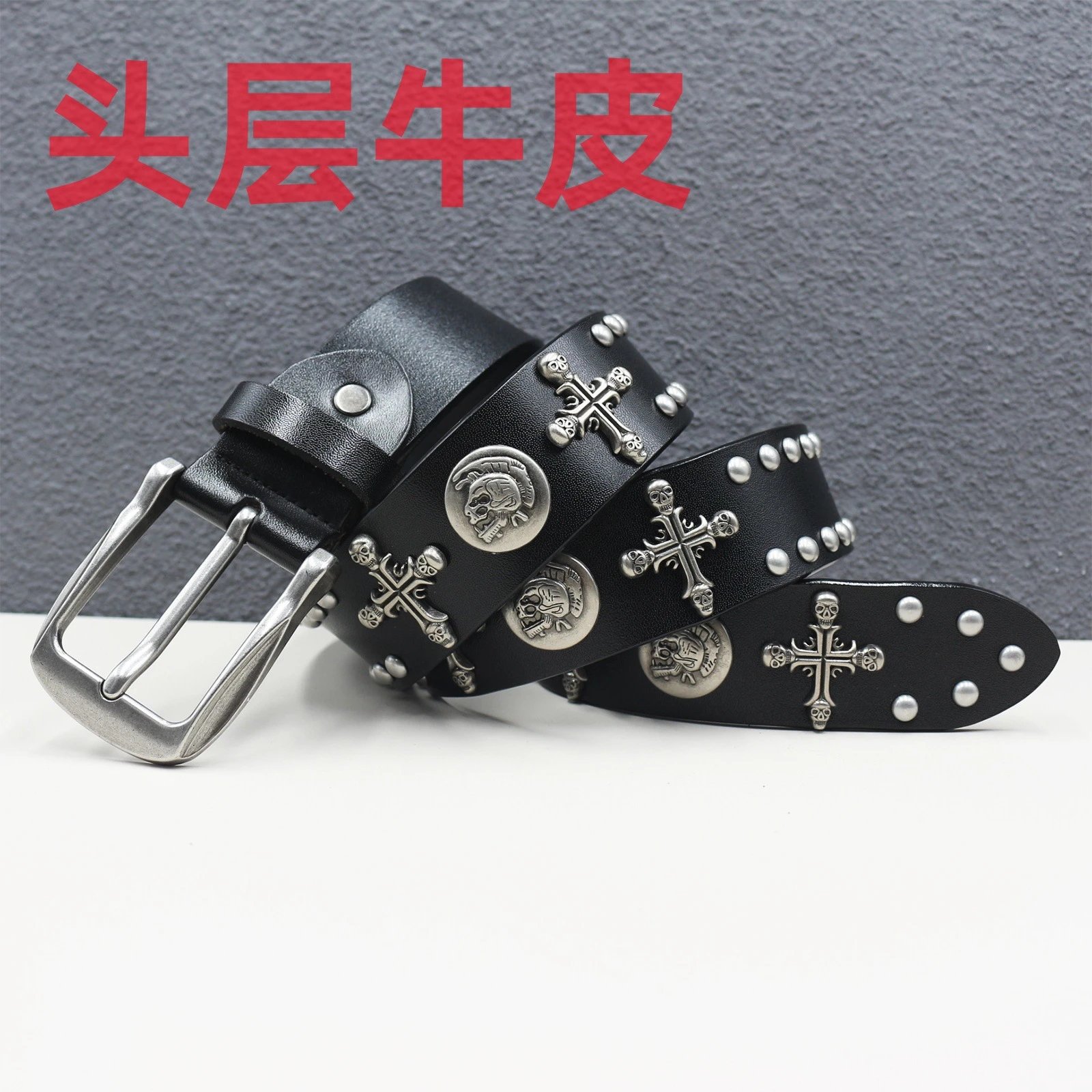 Skull studded belt photo 3