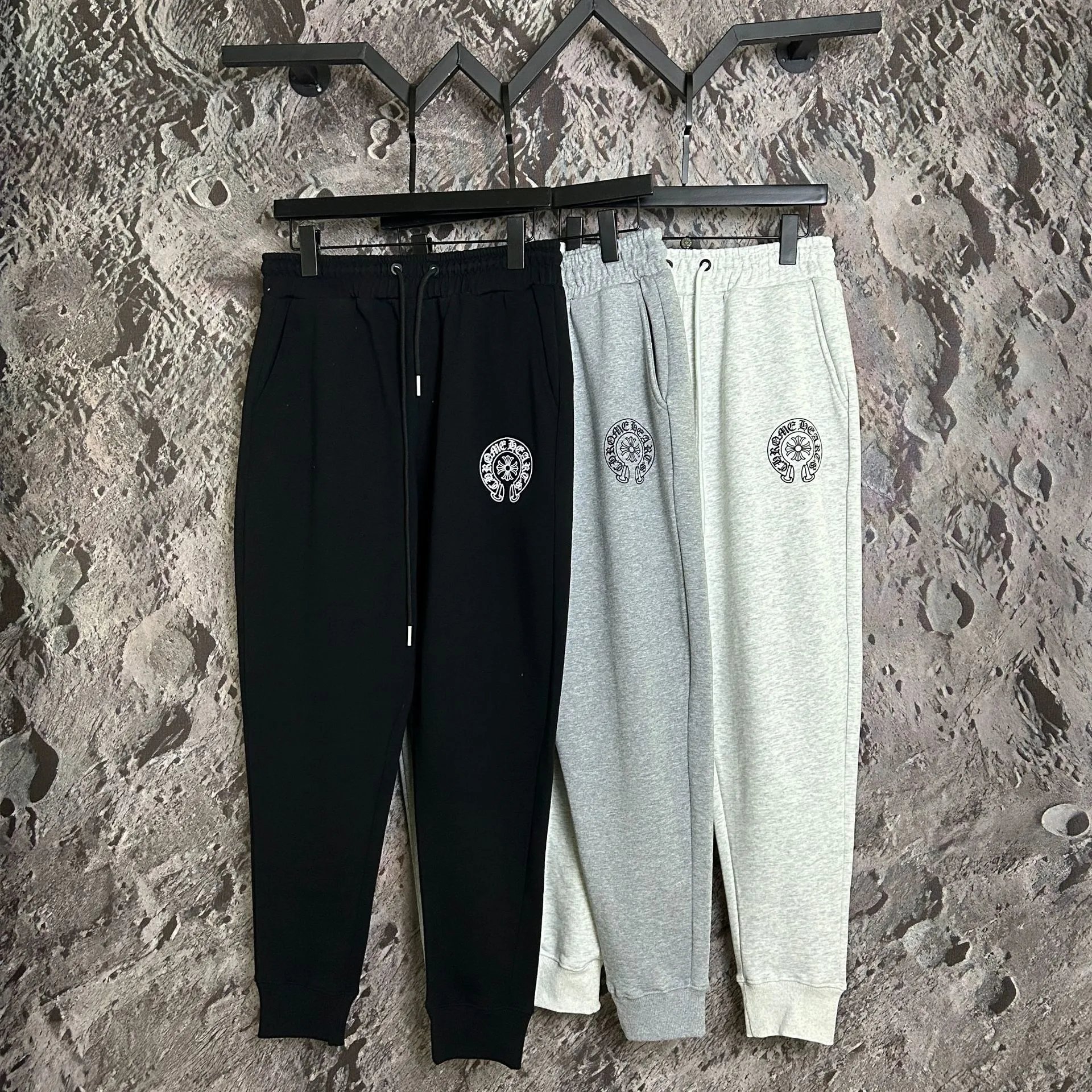 Letter Sanskrit Logo Drawstring Sweatpants photo 6