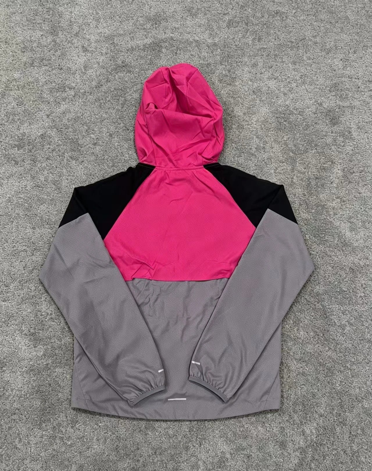 Logo Reflective Tracksuit Windproof Sports Hoodie photo 3