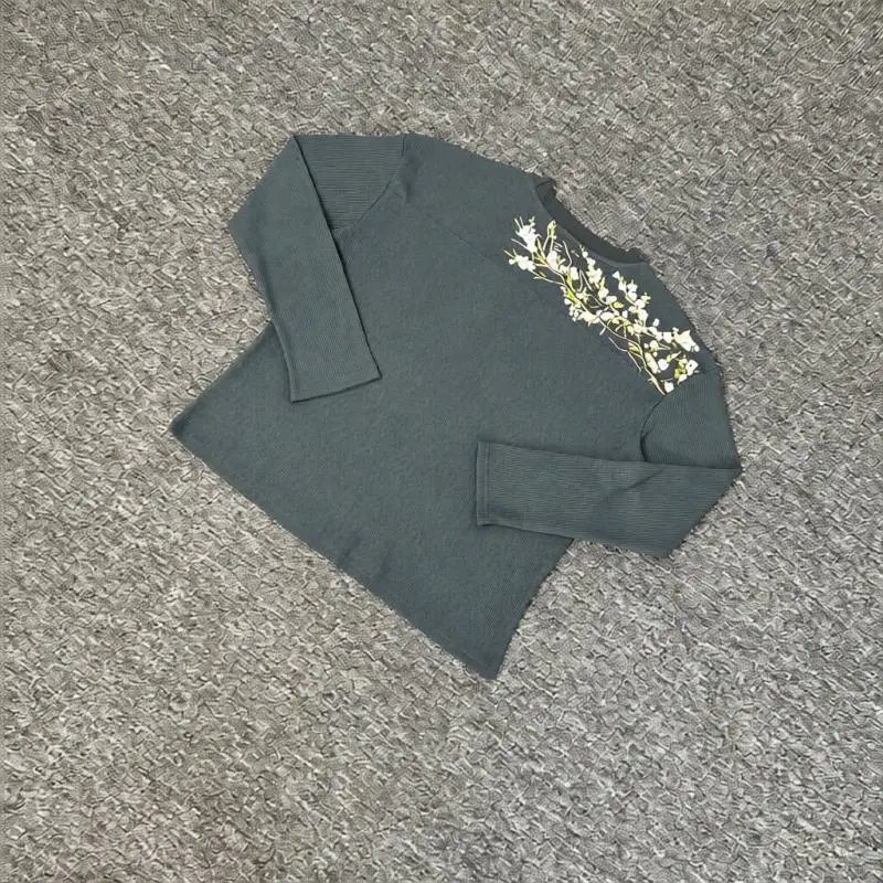 Embroidered Cherry Jeans photo 2