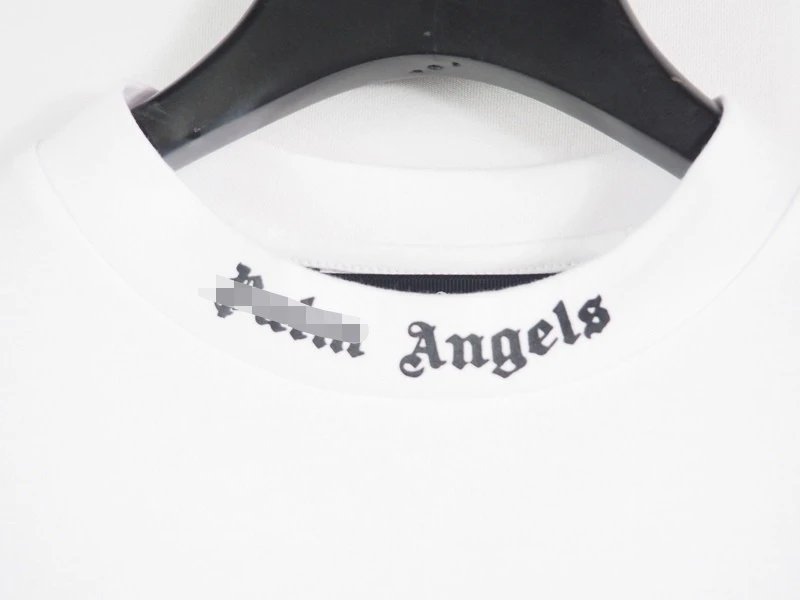 Letter Overlay Crew Neck T-Shirt photo 5