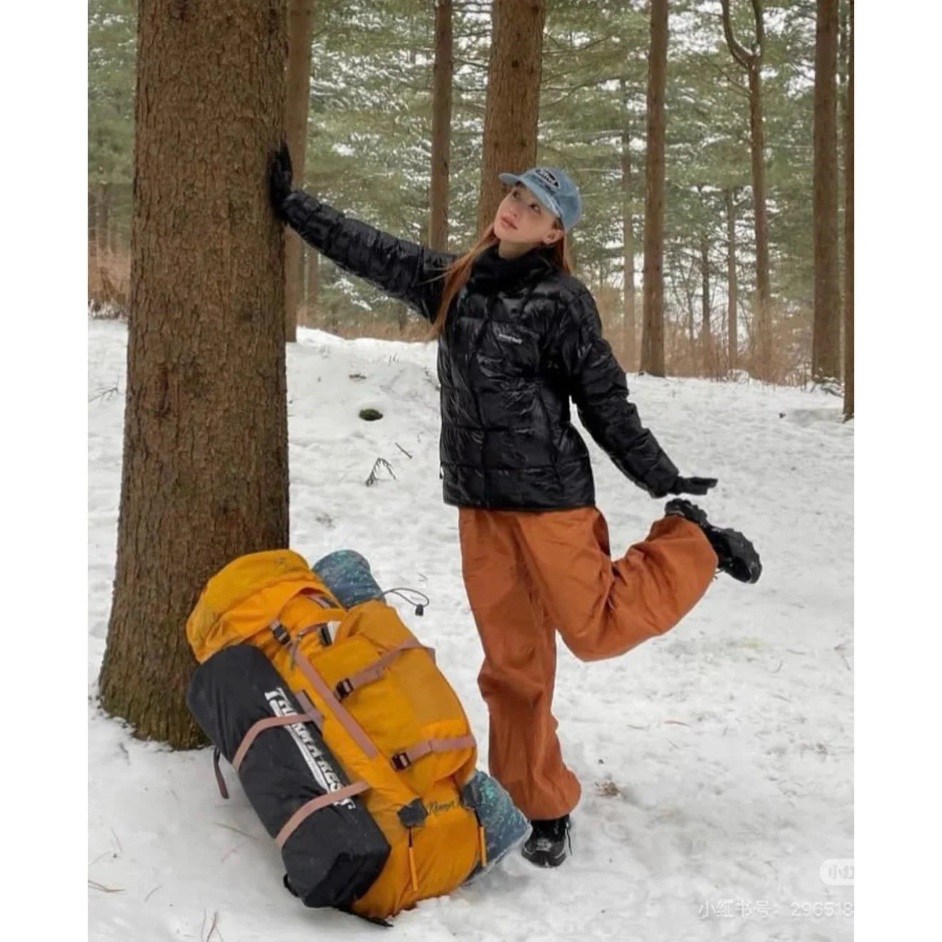 Lightweight Packable Down Jacket photo 7