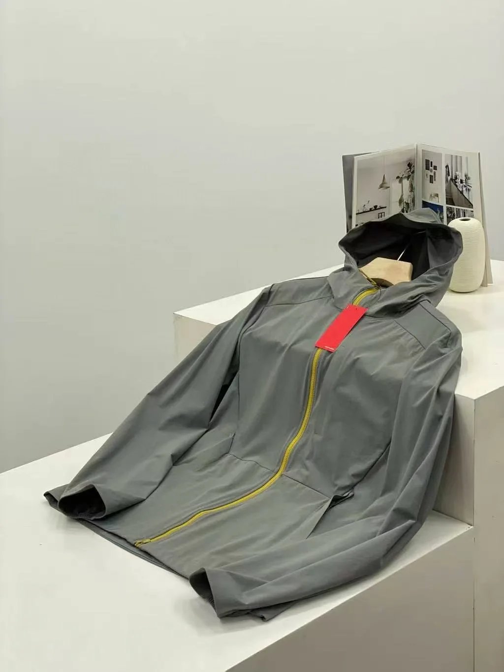 Summer Lightweight Outdoor Sun Protection Hooded Jacket photo 3