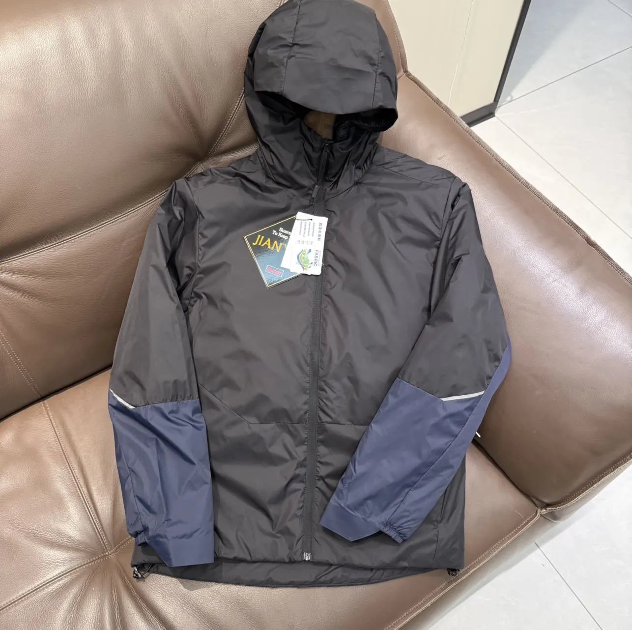 Lightweight Windproof Quilted Coat photo 3