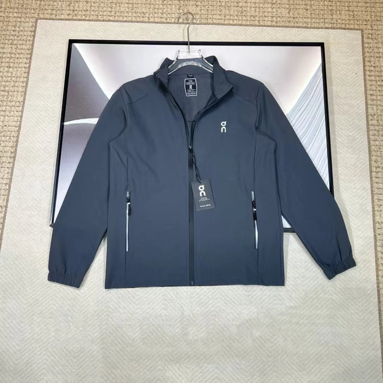 On Running Windbreaker Black Jacket - 17
