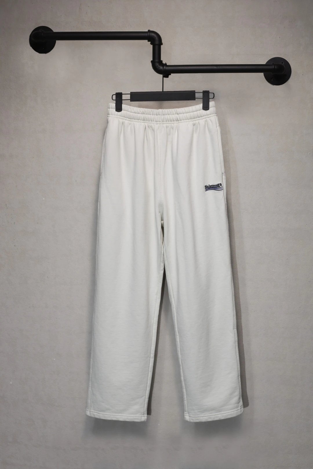 Balenciaga Logo-Embroidered White Sweatpants - 7