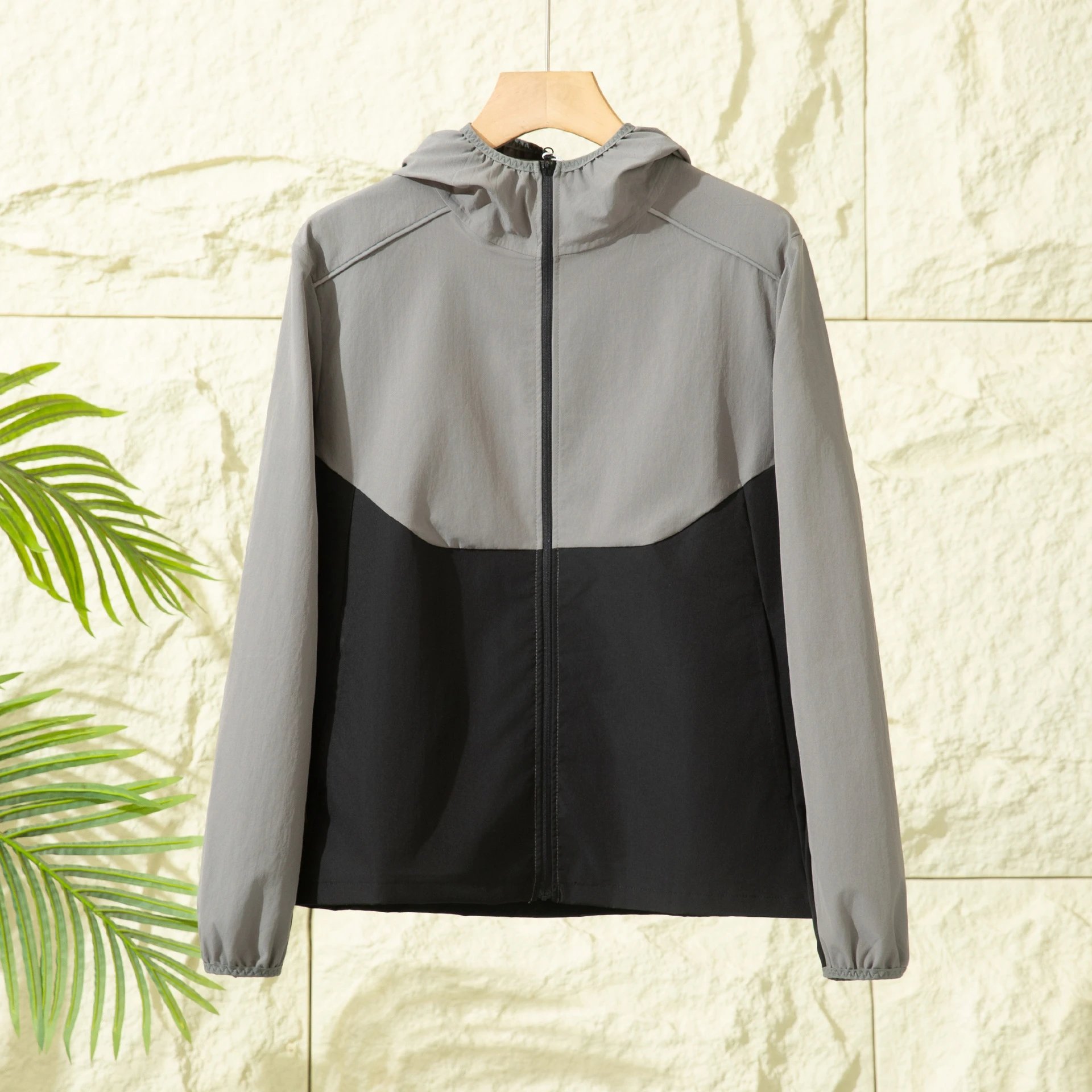 Outdoor Hooded Zip Jacket photo 5