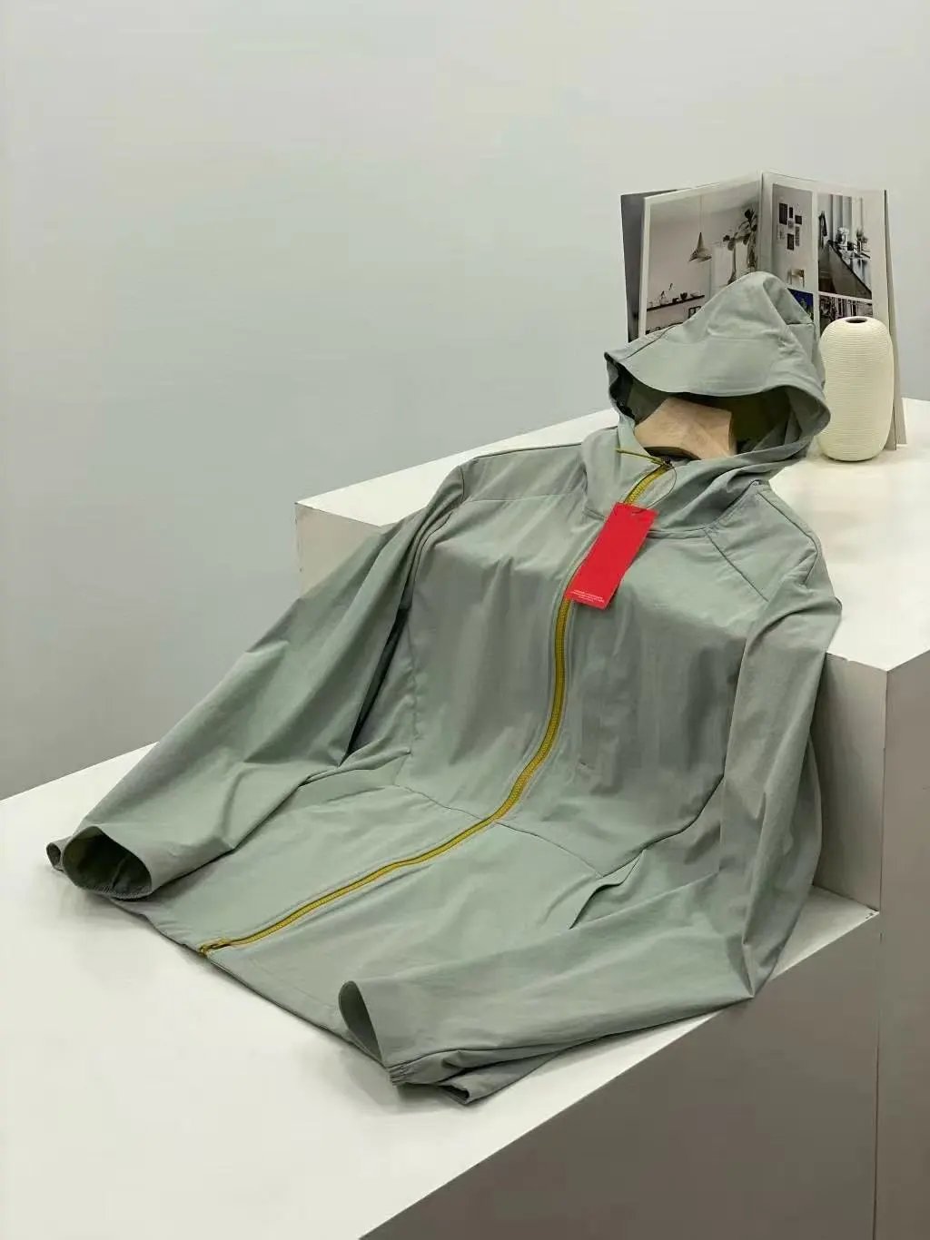 Summer Lightweight Outdoor Sun Protection Hooded Jacket photo 6