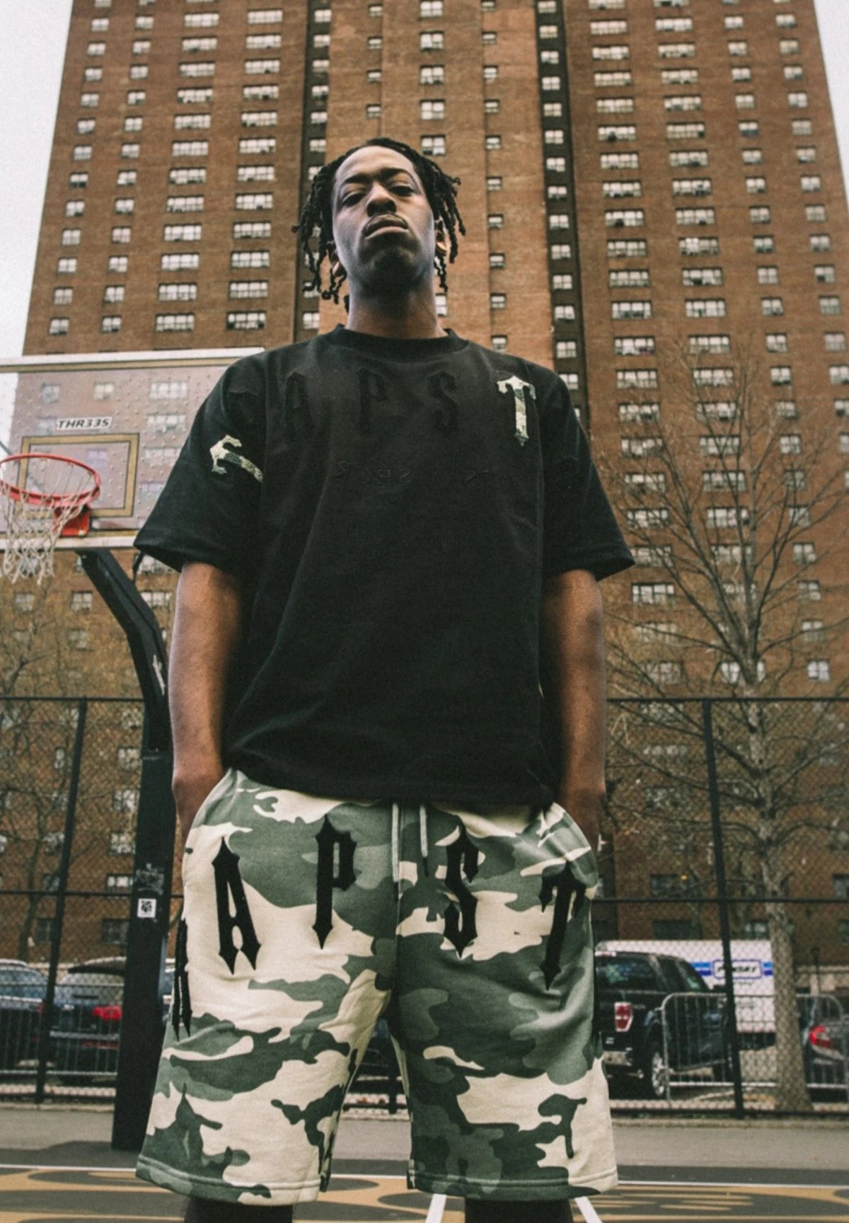Embroidered street shorts photo 7