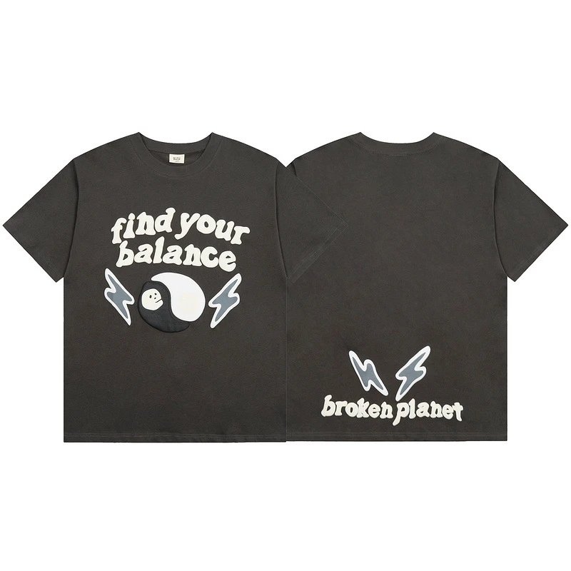Fragmented Planet Puff Print T-Shirt photo 7