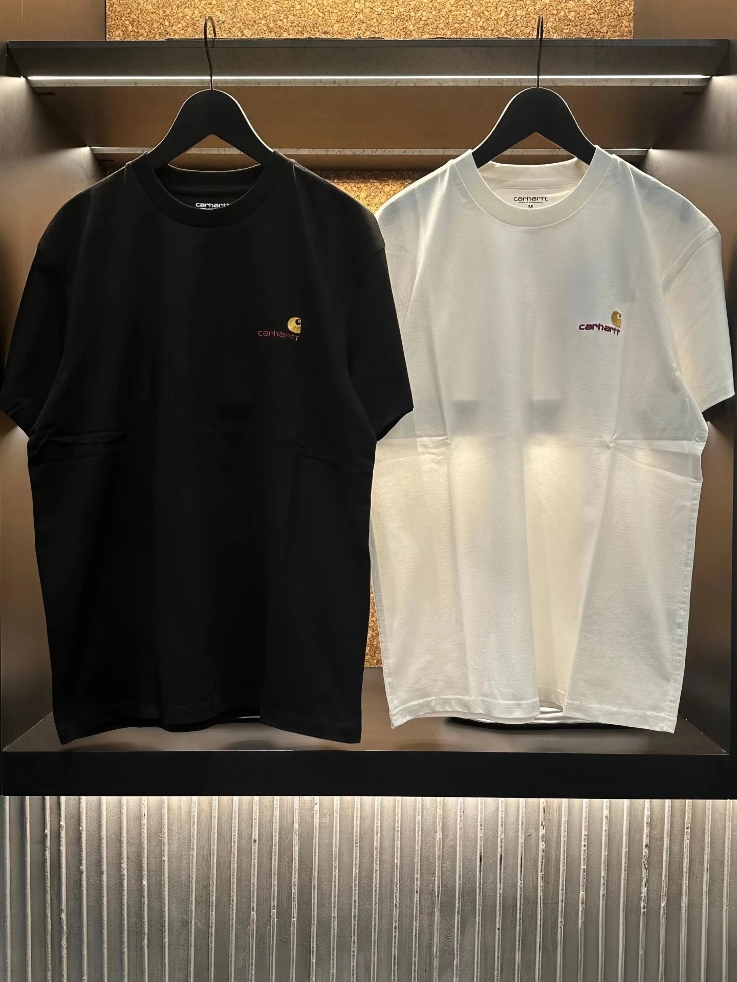 Letter Embroidery Gold Label T-Shirt photo 4