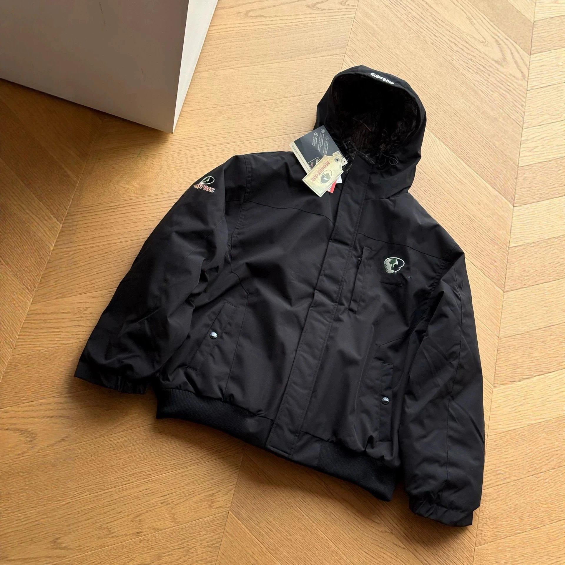 Waterproof Embroidery Quilted Jacket photo 2