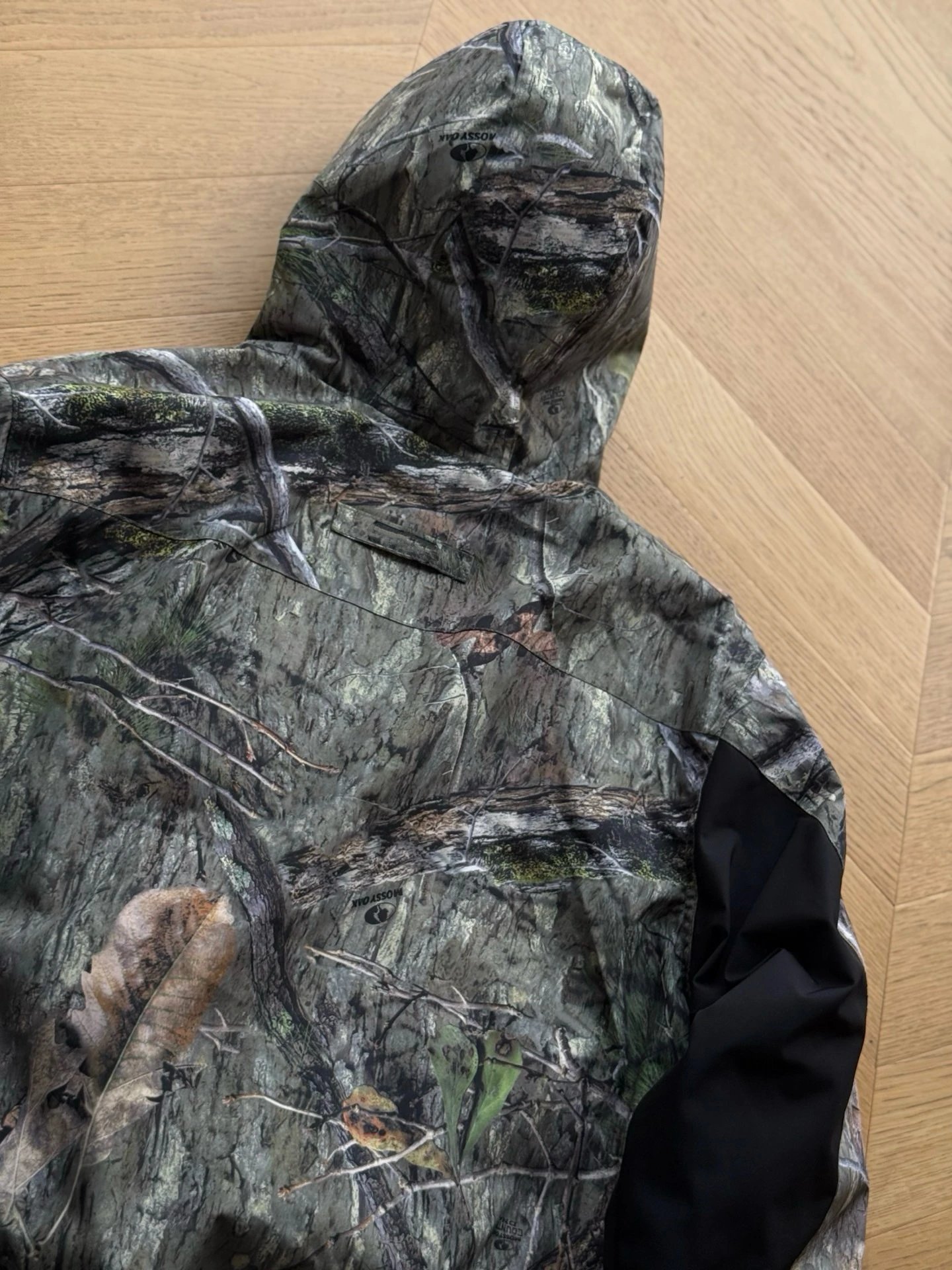Waterproof Embroidery Quilted Jacket photo 6