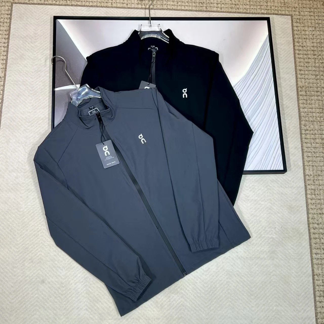 On Running Windbreaker Black Jacket - 20