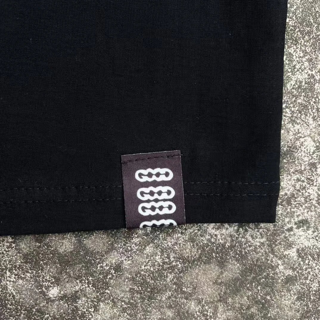 Pearl silicone logo t-shirt photo 6