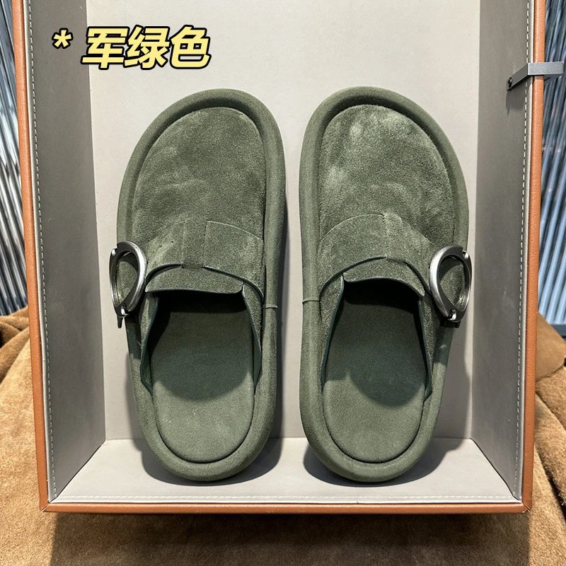 Thick-Sole Closed Slide Sandals photo 2