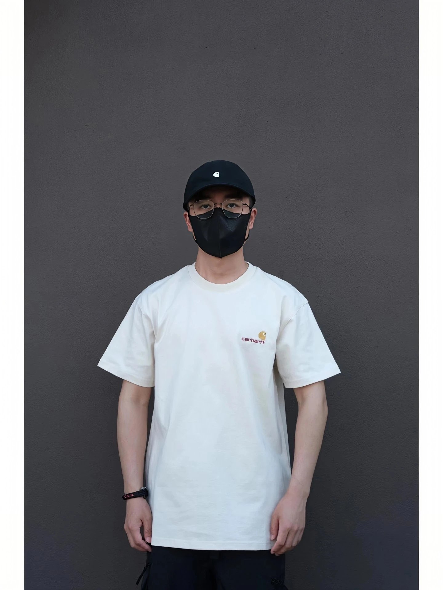 Letter Embroidery Gold Label T-Shirt photo 8