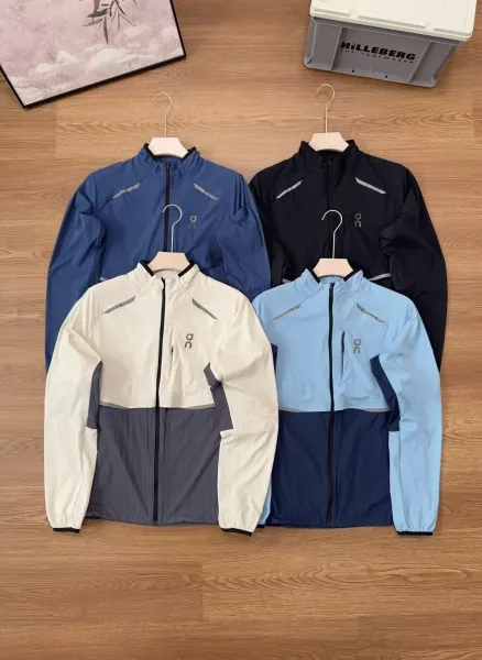 On Running Windbreaker Jacket Navy Blue Outerwear - 7