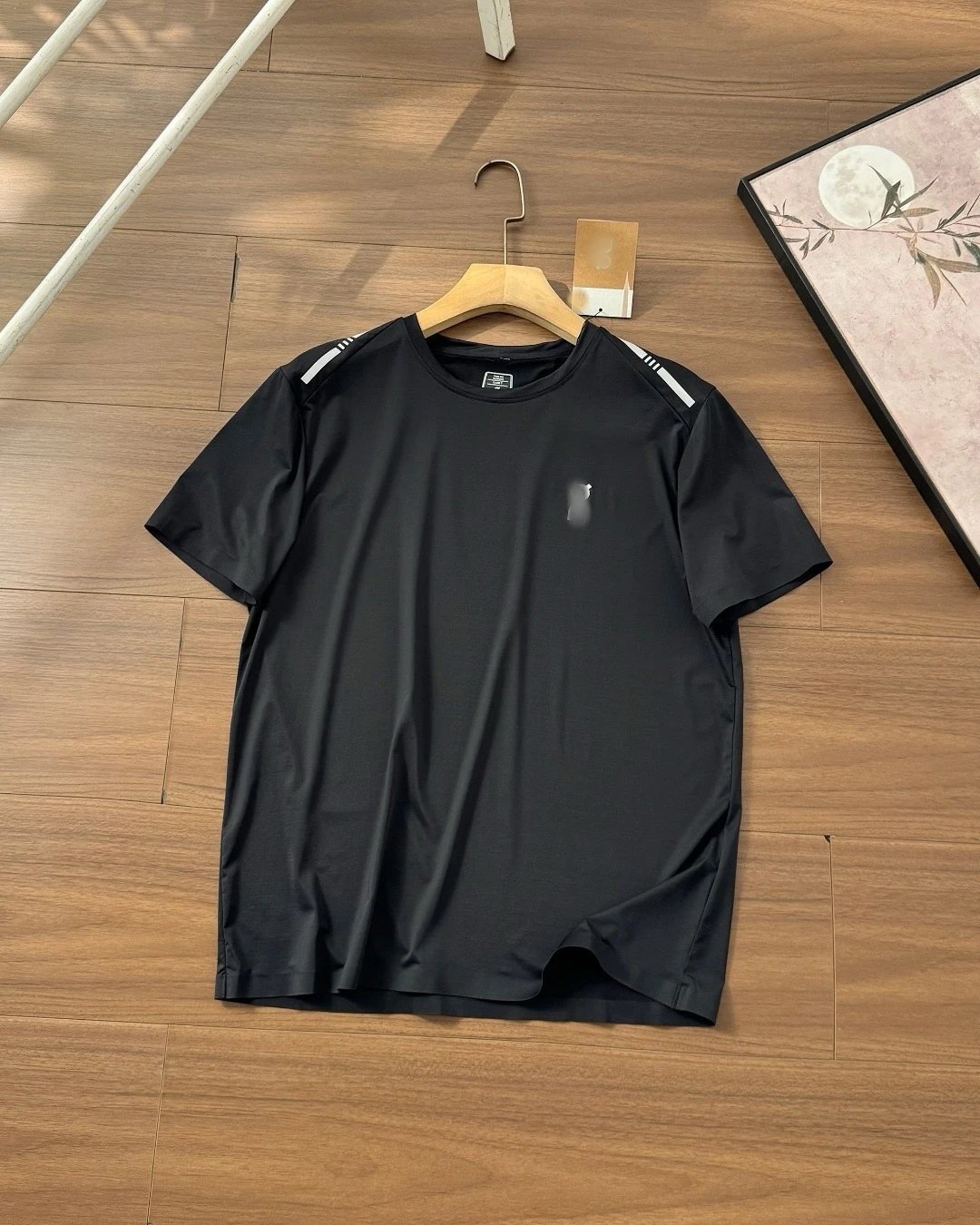 3M Reflective Quick Dry T-Shirt photo 2