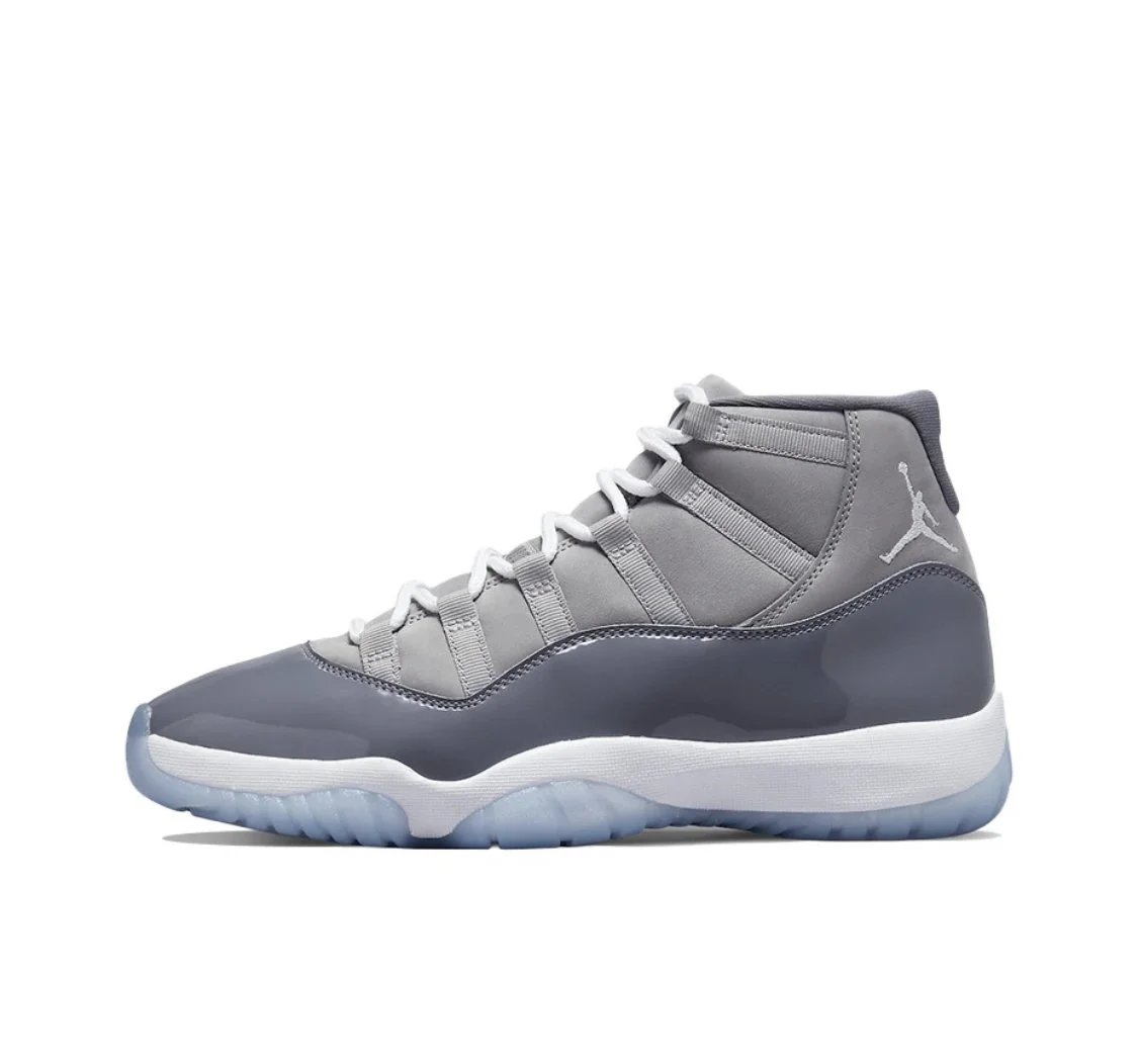 Air Jordan 11 Retro photo 8