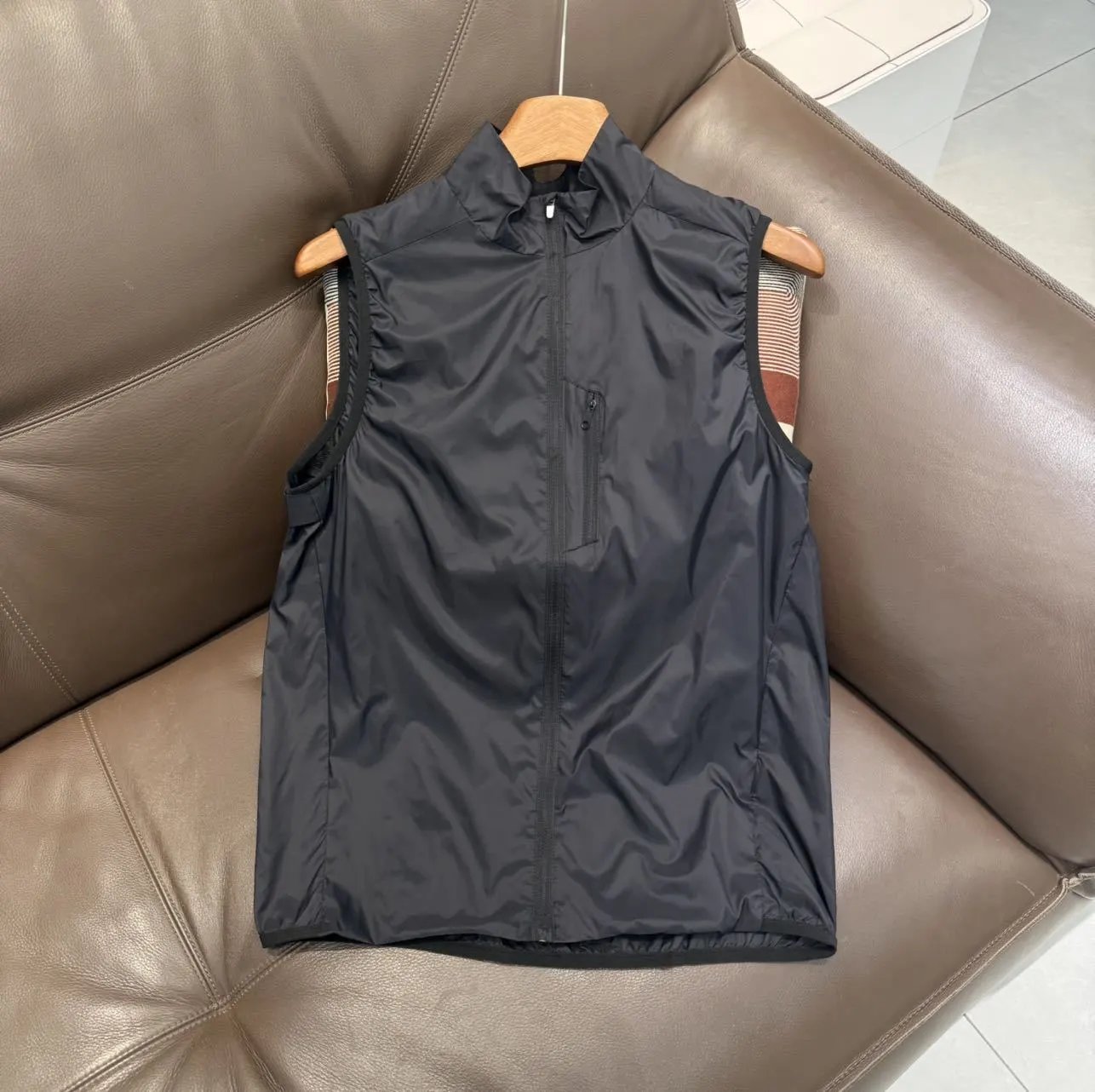 Lightweight Sport Vest Sleeveless Jacket photo 8