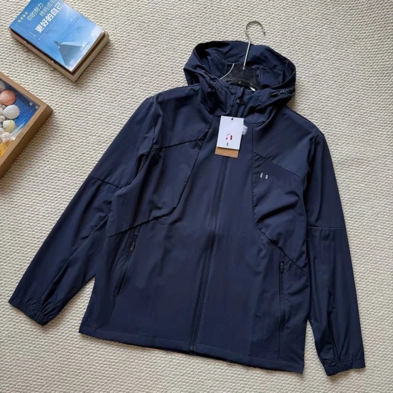 Outdoor Lightweight Hooded Jacket photo 3