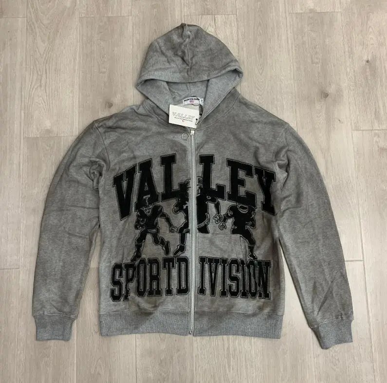VL Embroidered Hoodie Cardigan photo 3