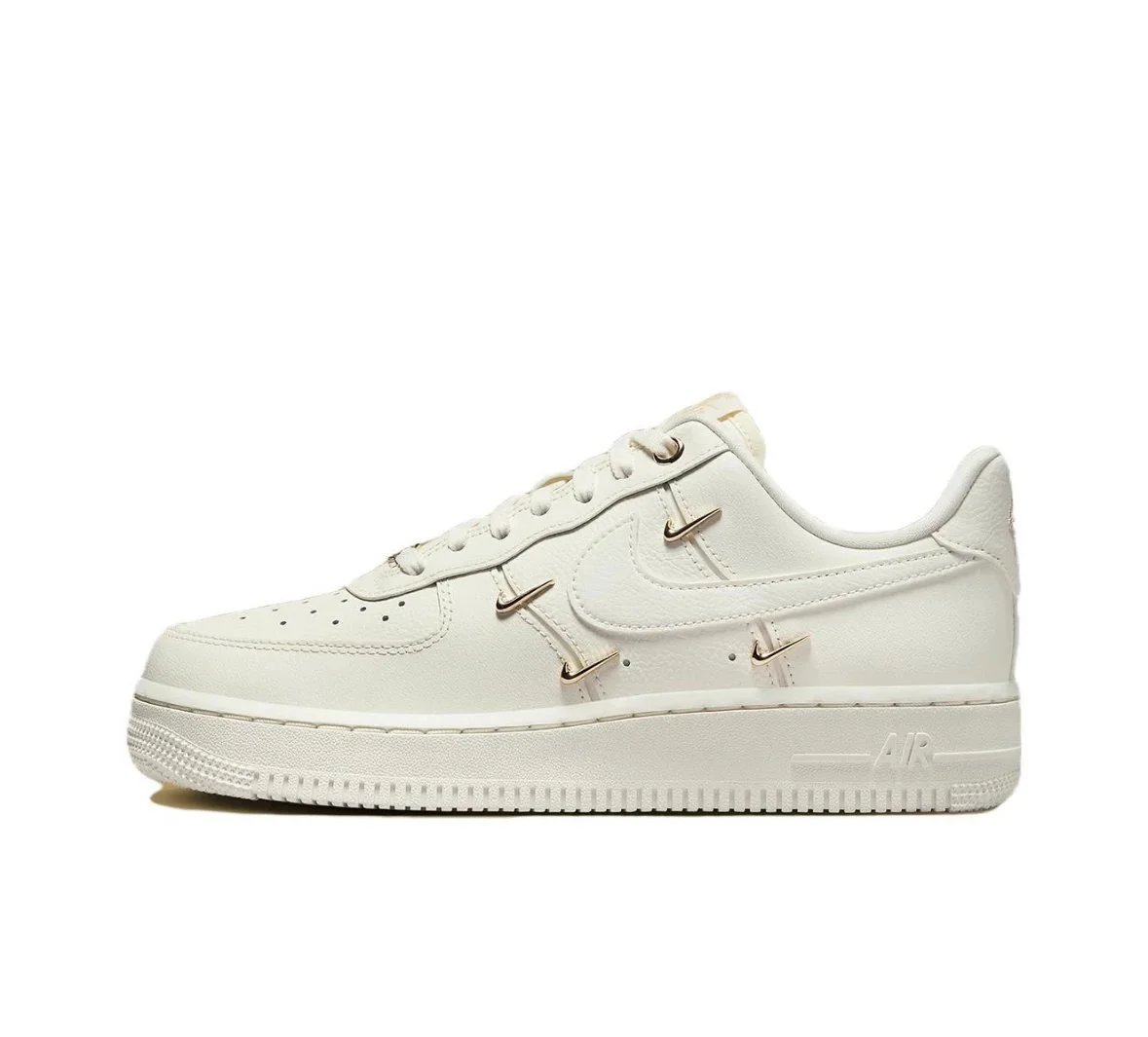 Nike Air Force 1 Low photo 7