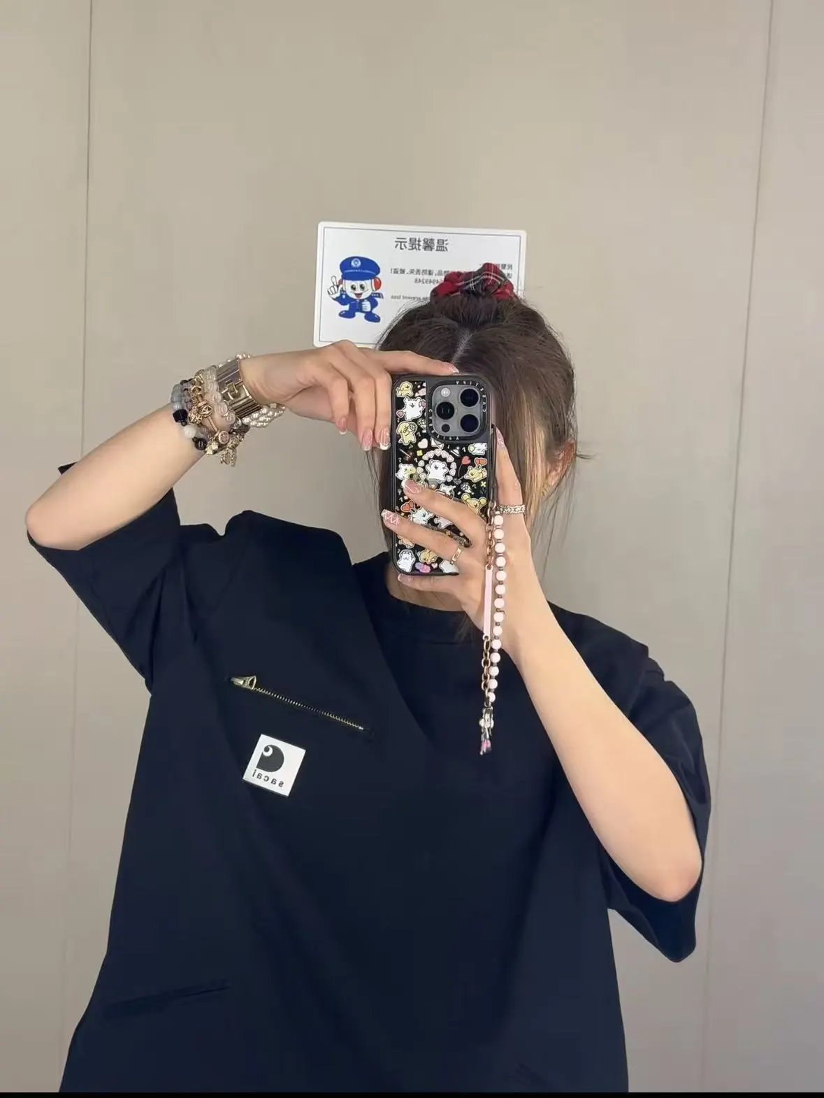 Multi-Pocket Crew Neck Short Sleeve T-Shirt photo 6
