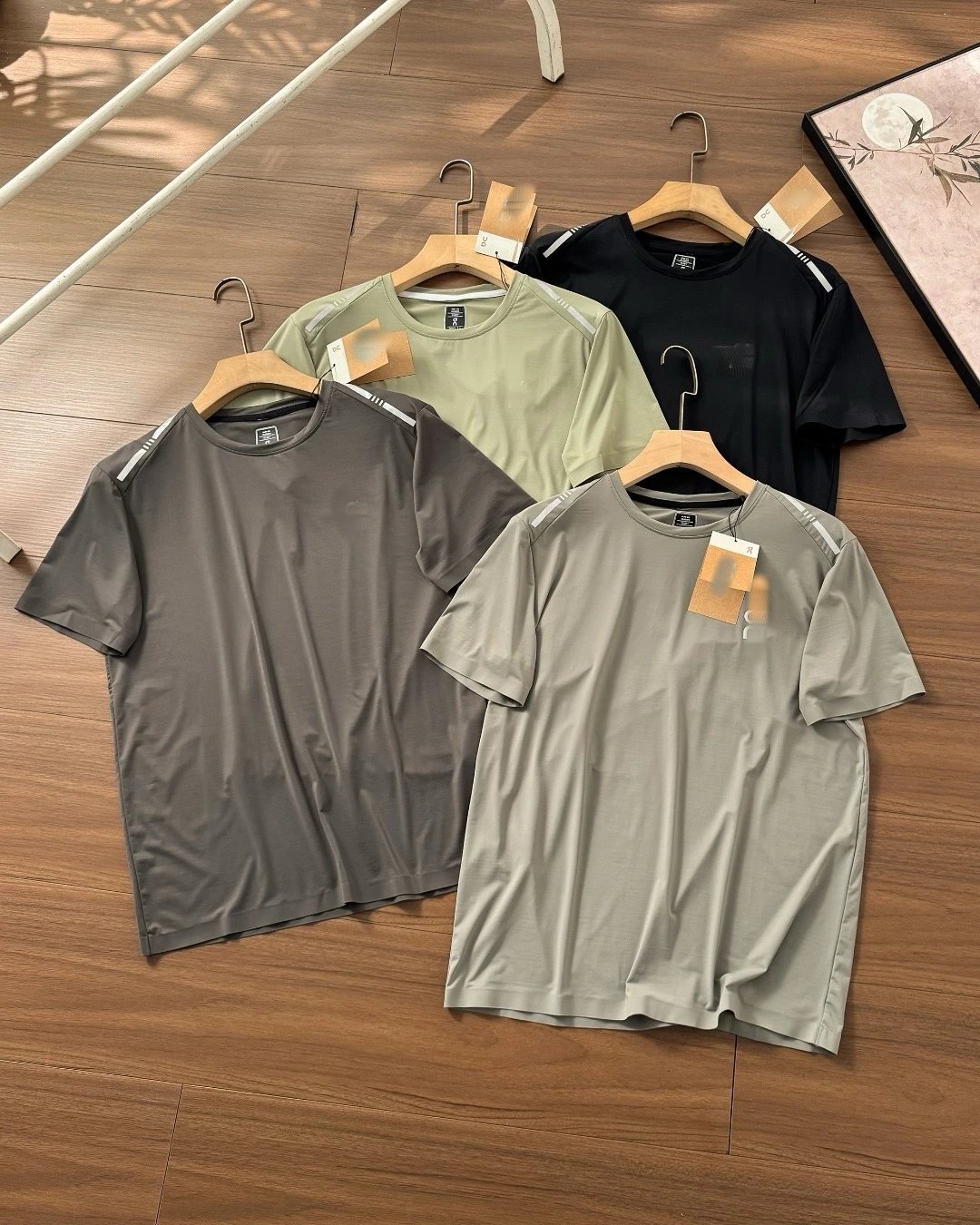 3M Reflective Quick Dry T-Shirt photo 7