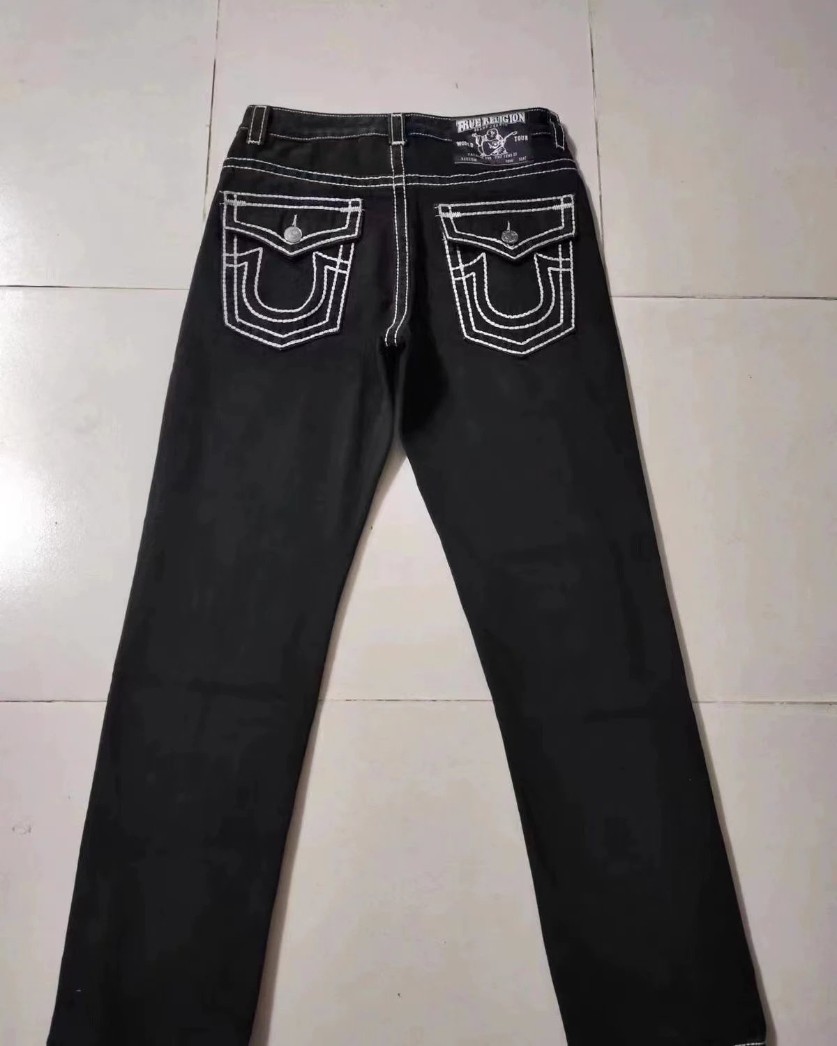Oversized Straight-Leg Jeans photo 4
