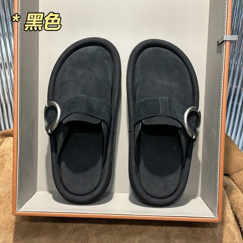 Thick-Sole Closed Slide Sandals photo 3