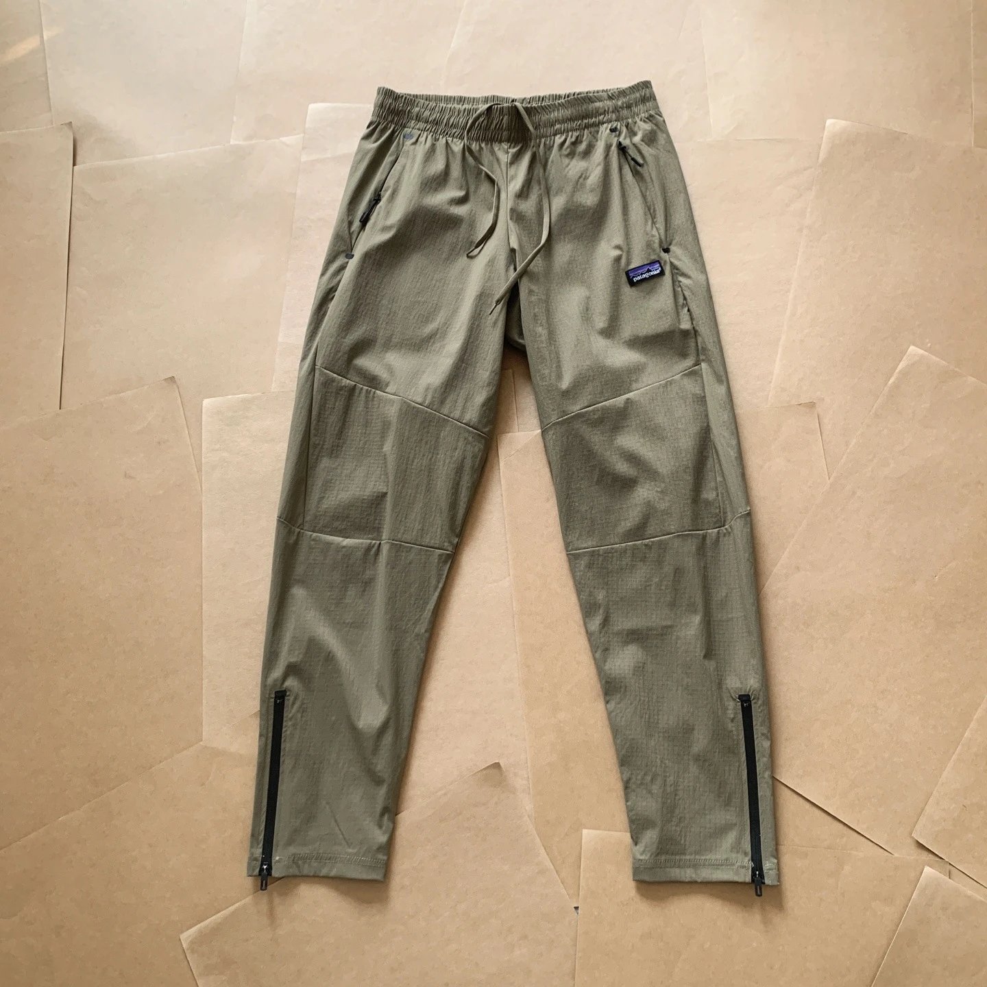 Lightweight Water-Resistant Multi-Pocket Nylon Cargo Pants photo 4