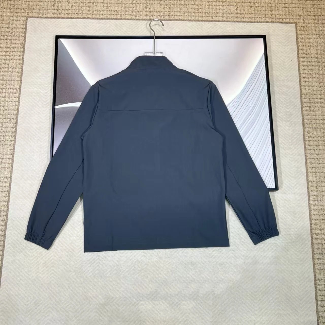 On Running Windbreaker Black Jacket - 12