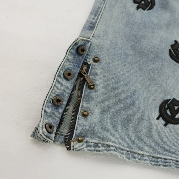Godspeed Logo-Print Distressed Light Wash Jeans - 20