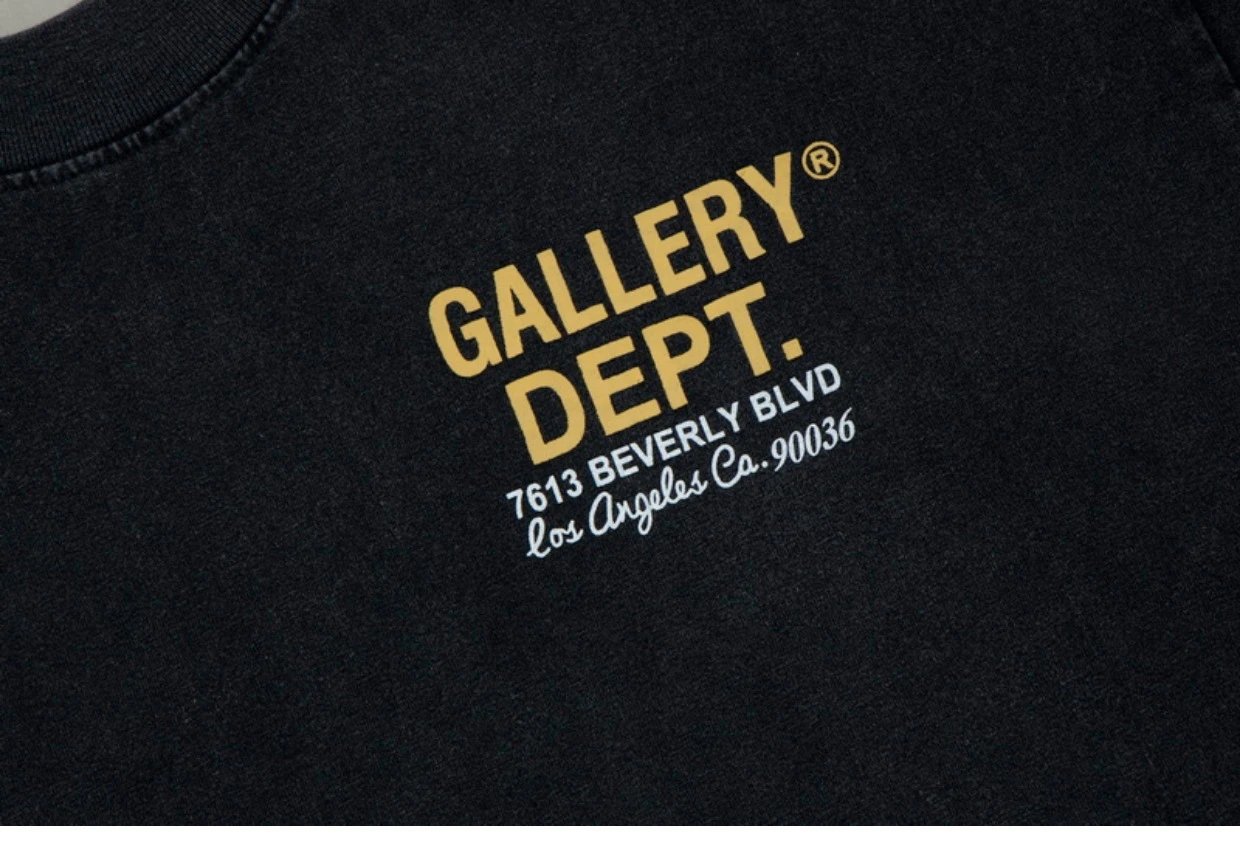 Couples Car Print T-Shirt photo 8