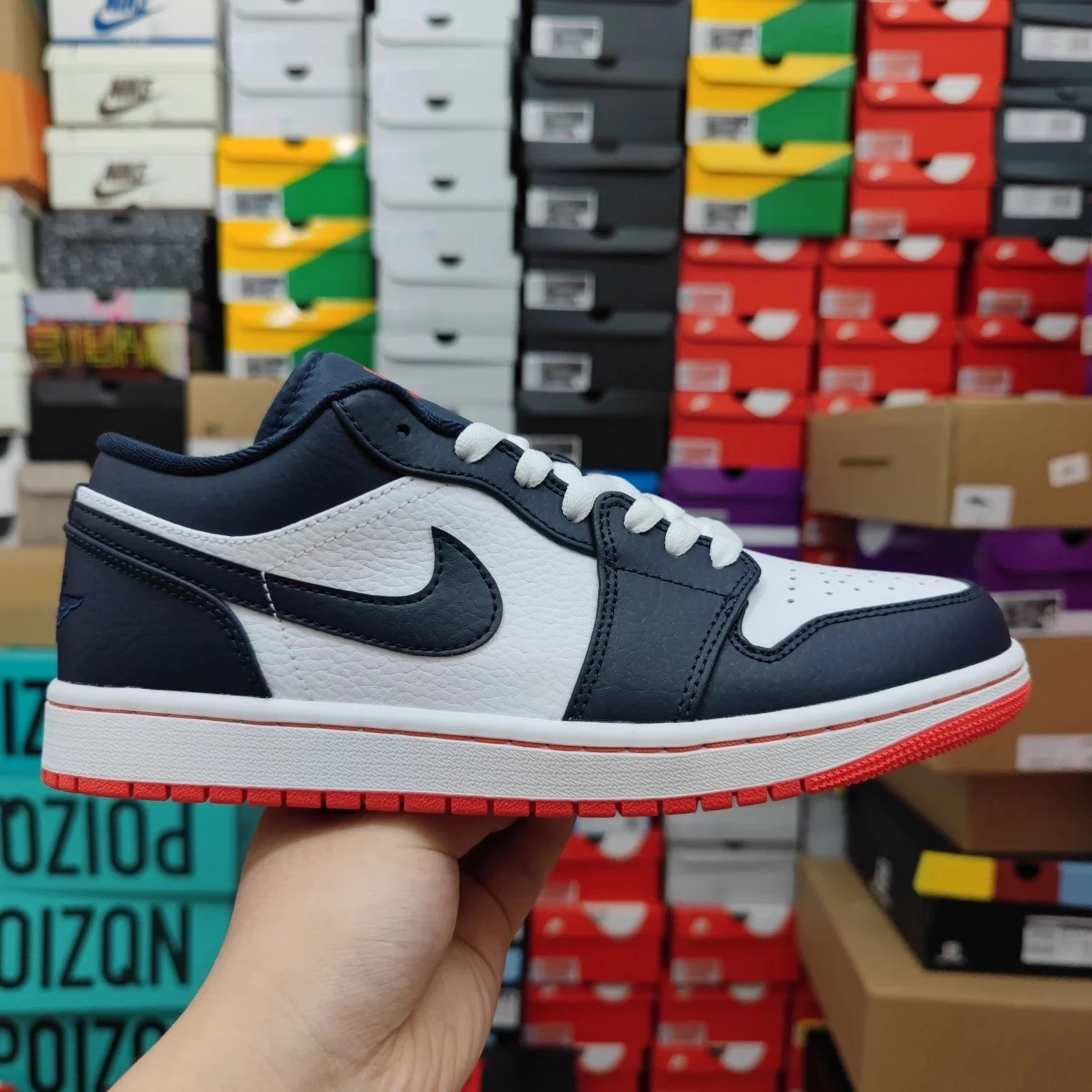 Low-Top Skate Shoe photo 4