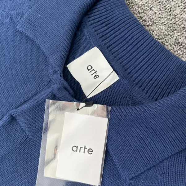 Arte Knit Polo Cream Sweater - 16