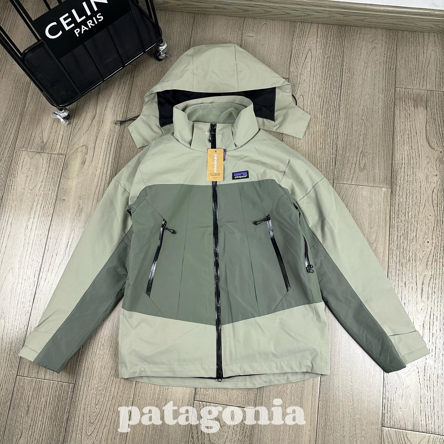 Outdoor 3-in-1 Hooded Windproof Hiking Jacket photo 5