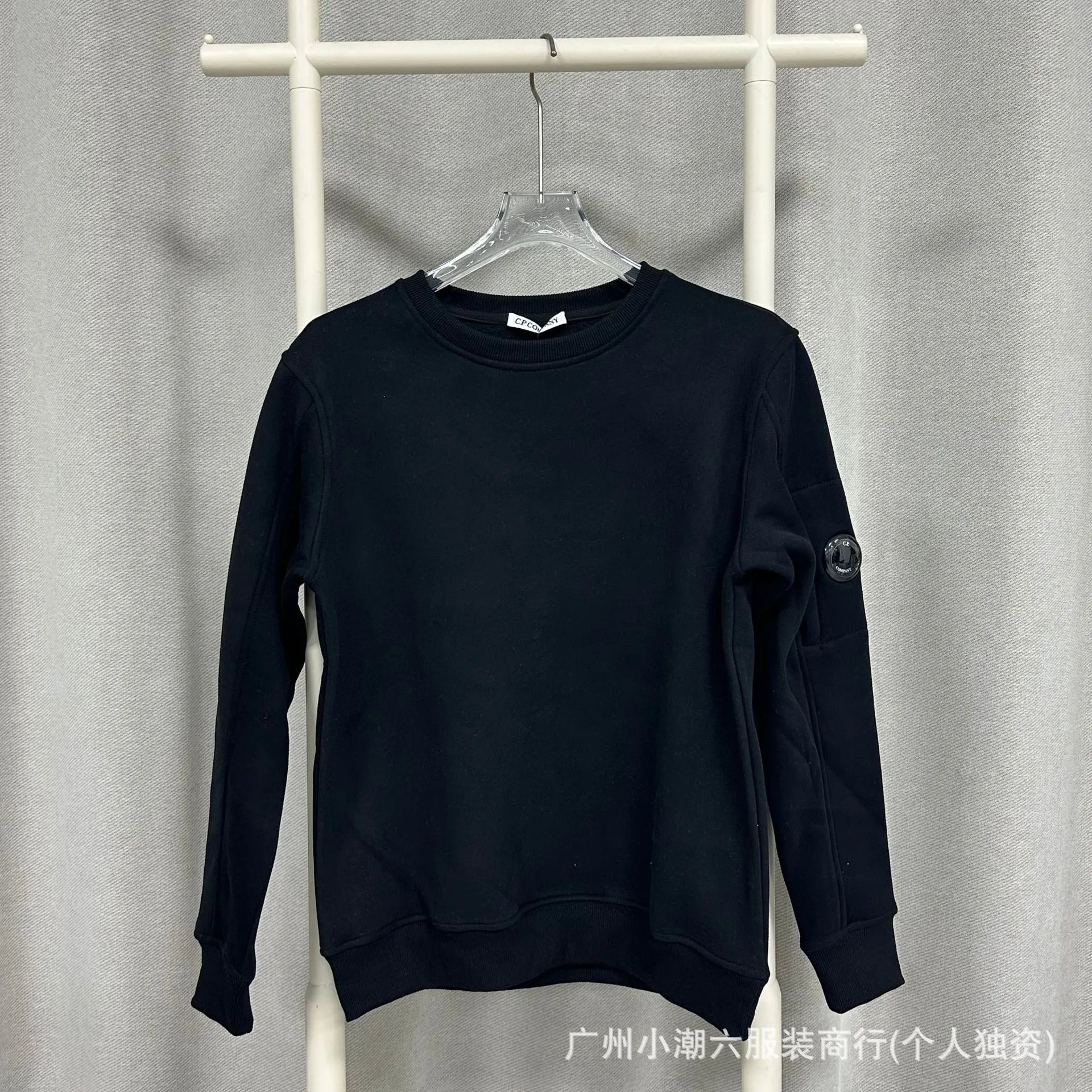 Fleece Shoulder Zip Round Lens Hoodie photo 8