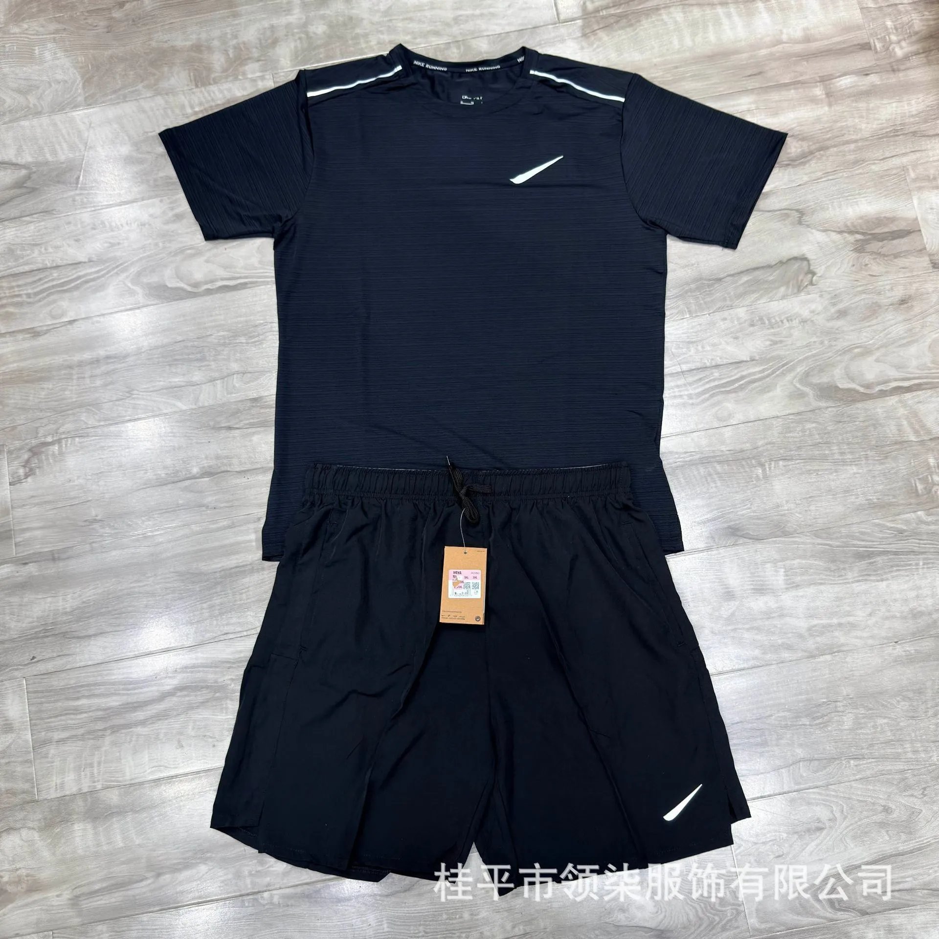 Sports Training Set Quick-Dry Breathable T-Shirt and Shorts photo 2