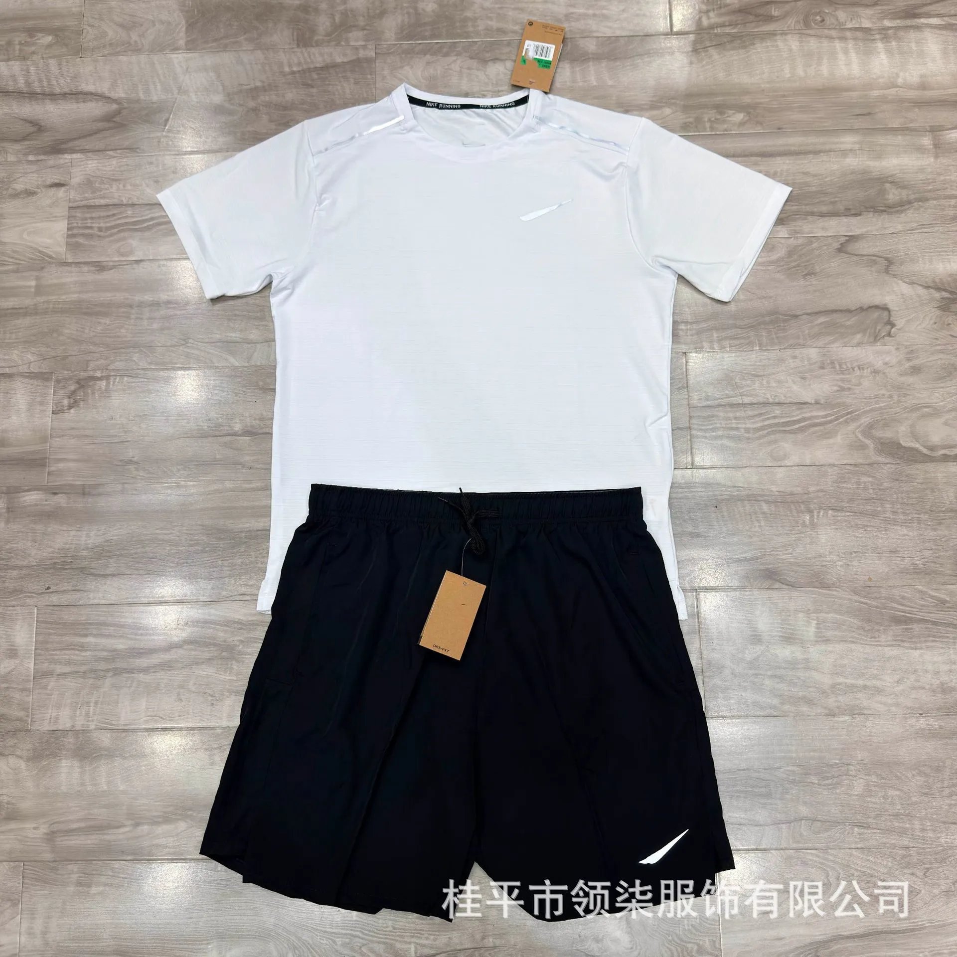 Sports Training Set Quick-Dry Breathable T-Shirt and Shorts photo 4