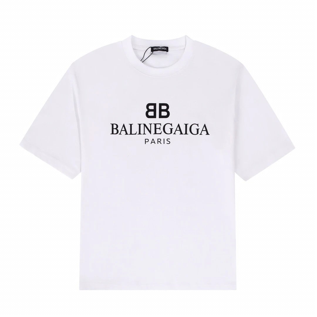 Classic Round Neck T-Shirt photo 6