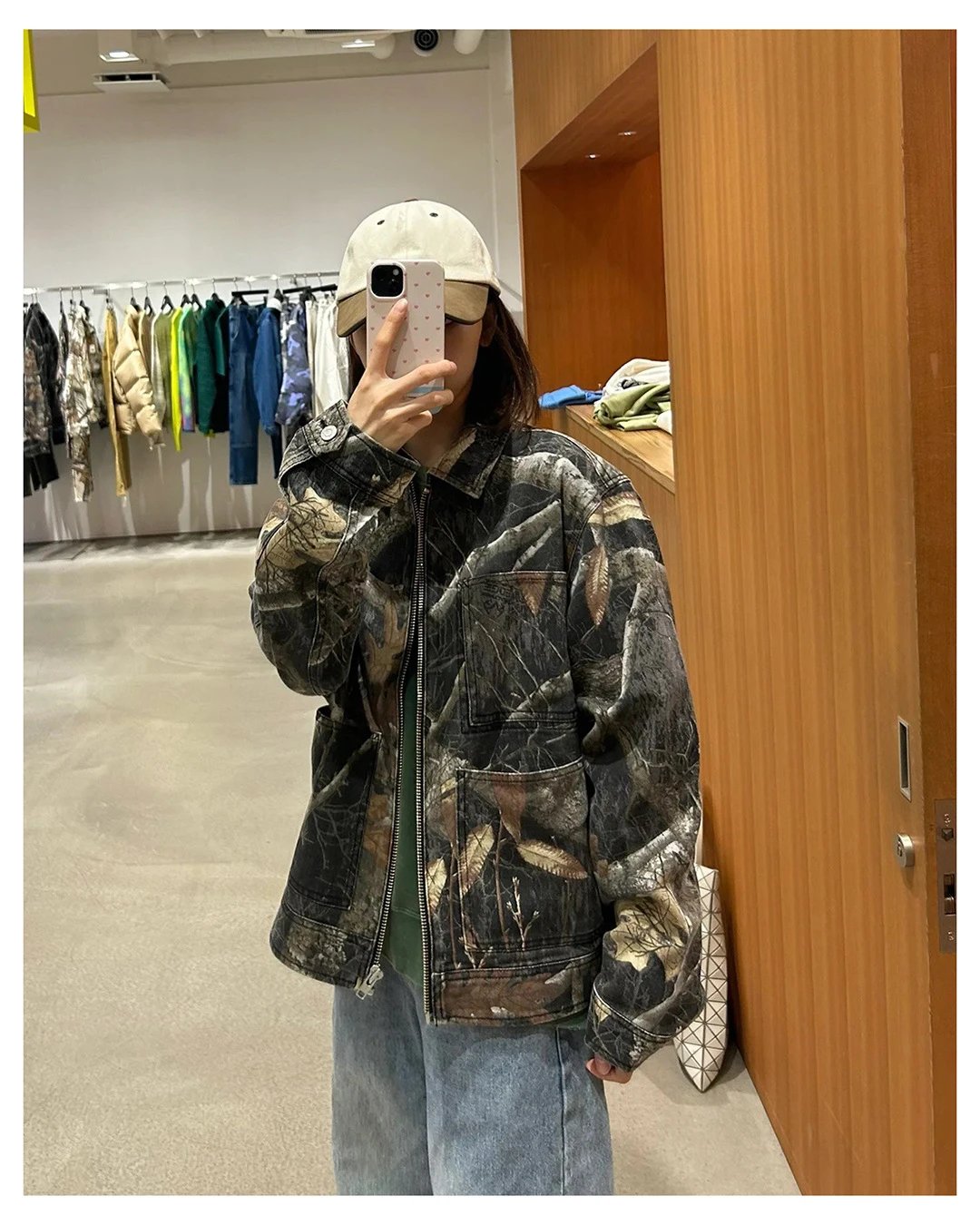 Maple Leaf Vacation Series Jacket Couple photo 4