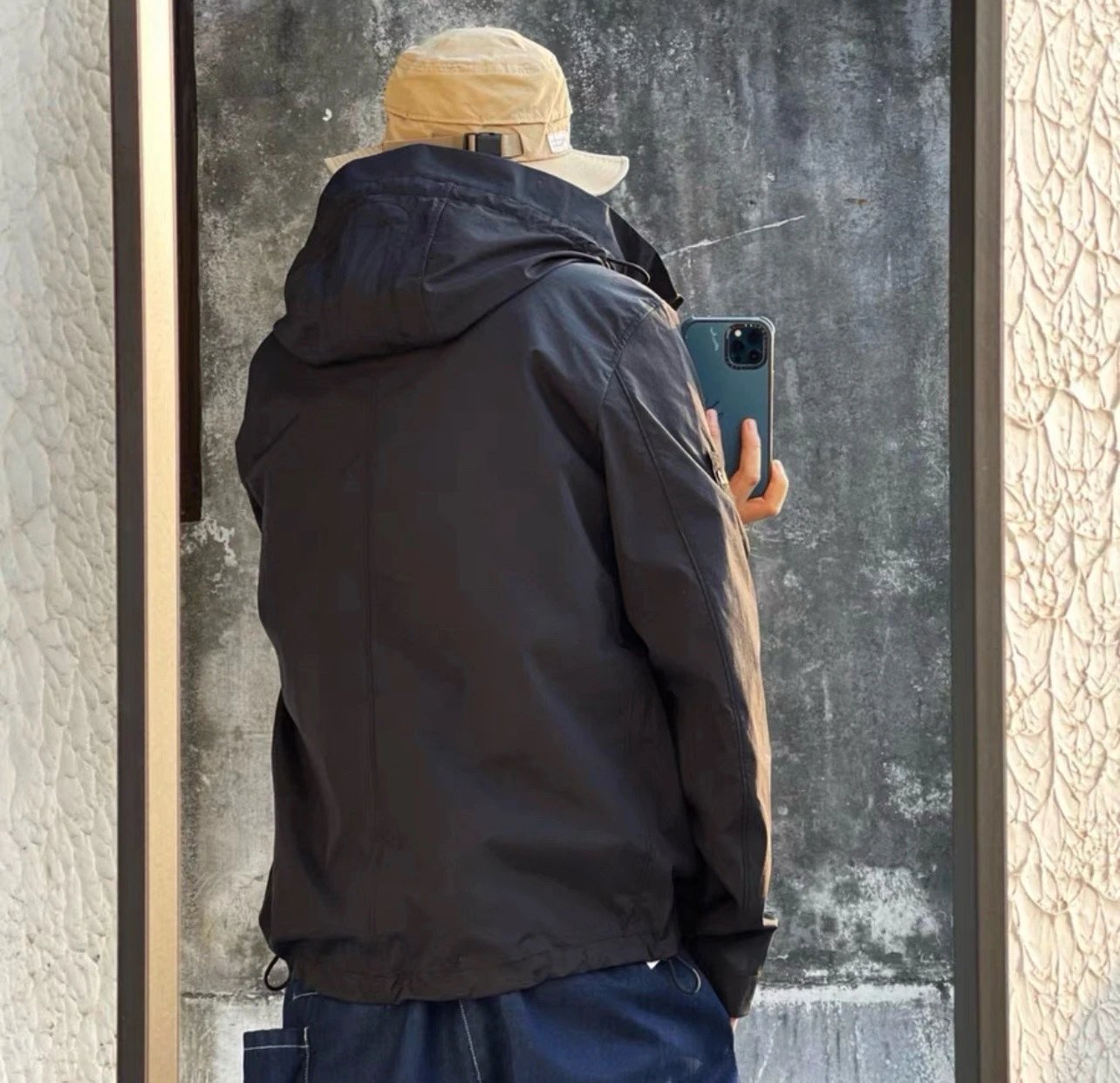 Hardshell Windproof Waterproof Jacket with Shoulder Patch photo 6