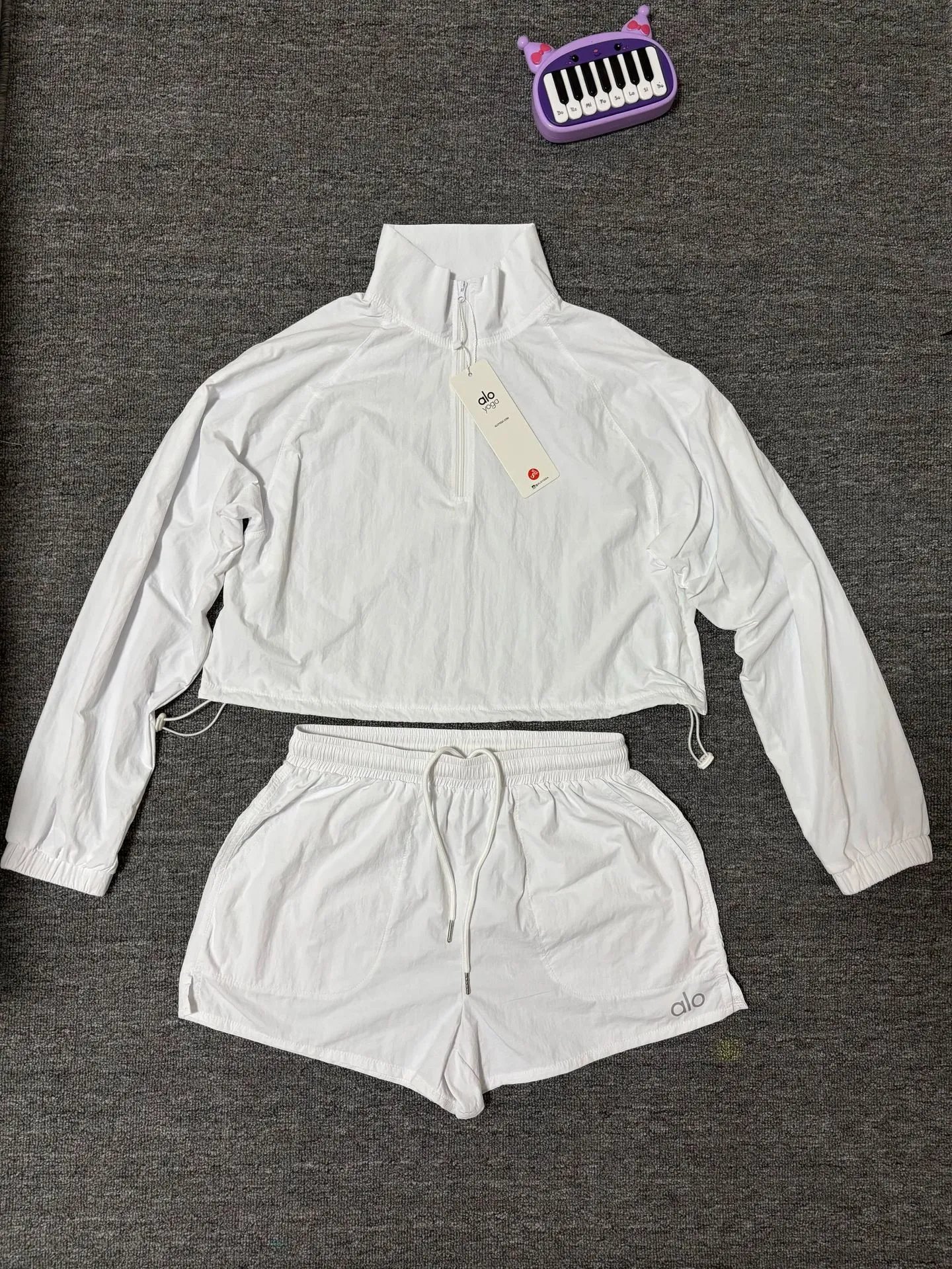 1/4 Zip Crop Athletic Top and Shorts Set photo 2