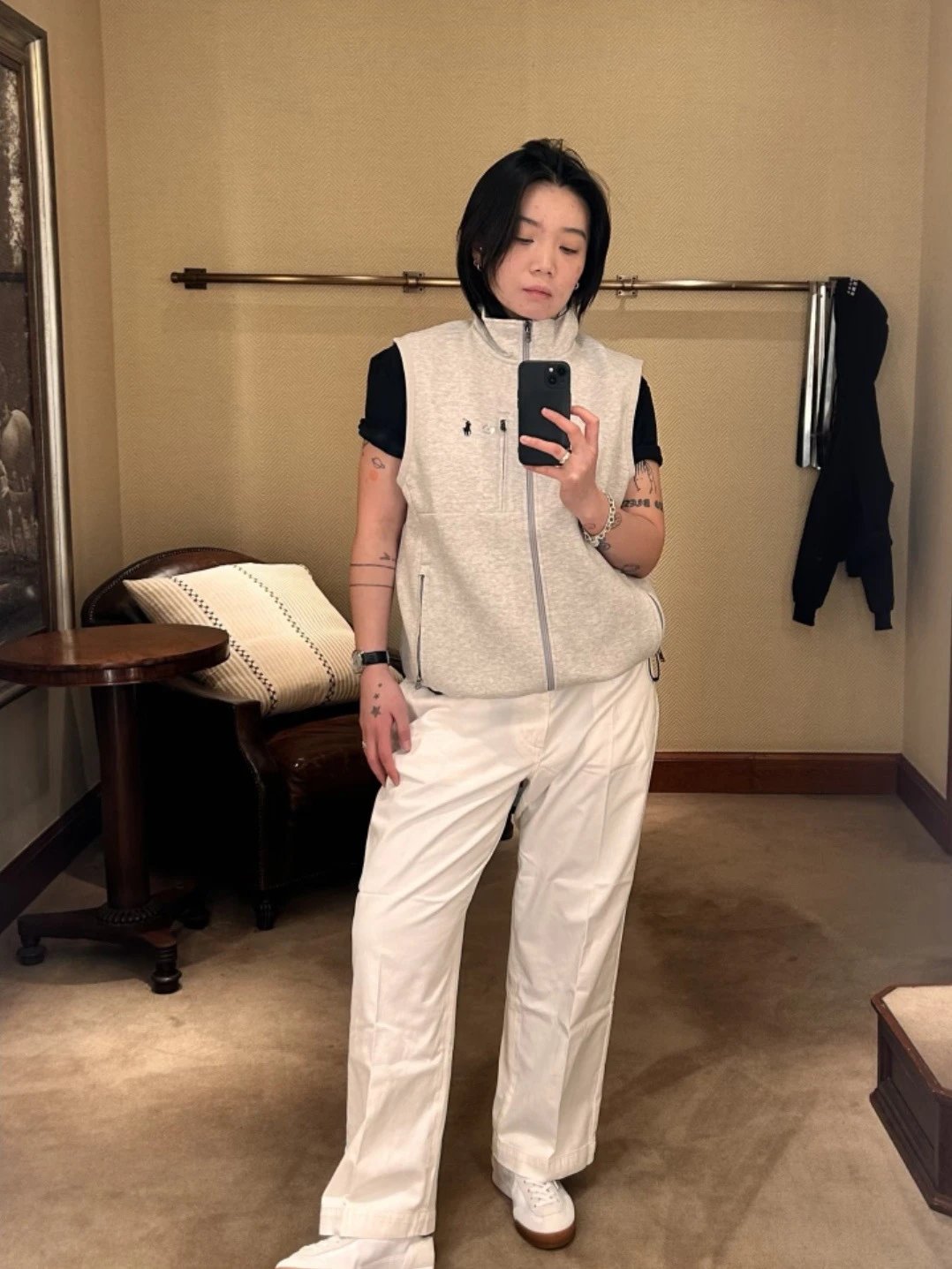 Embroidered Polo Vest photo 6