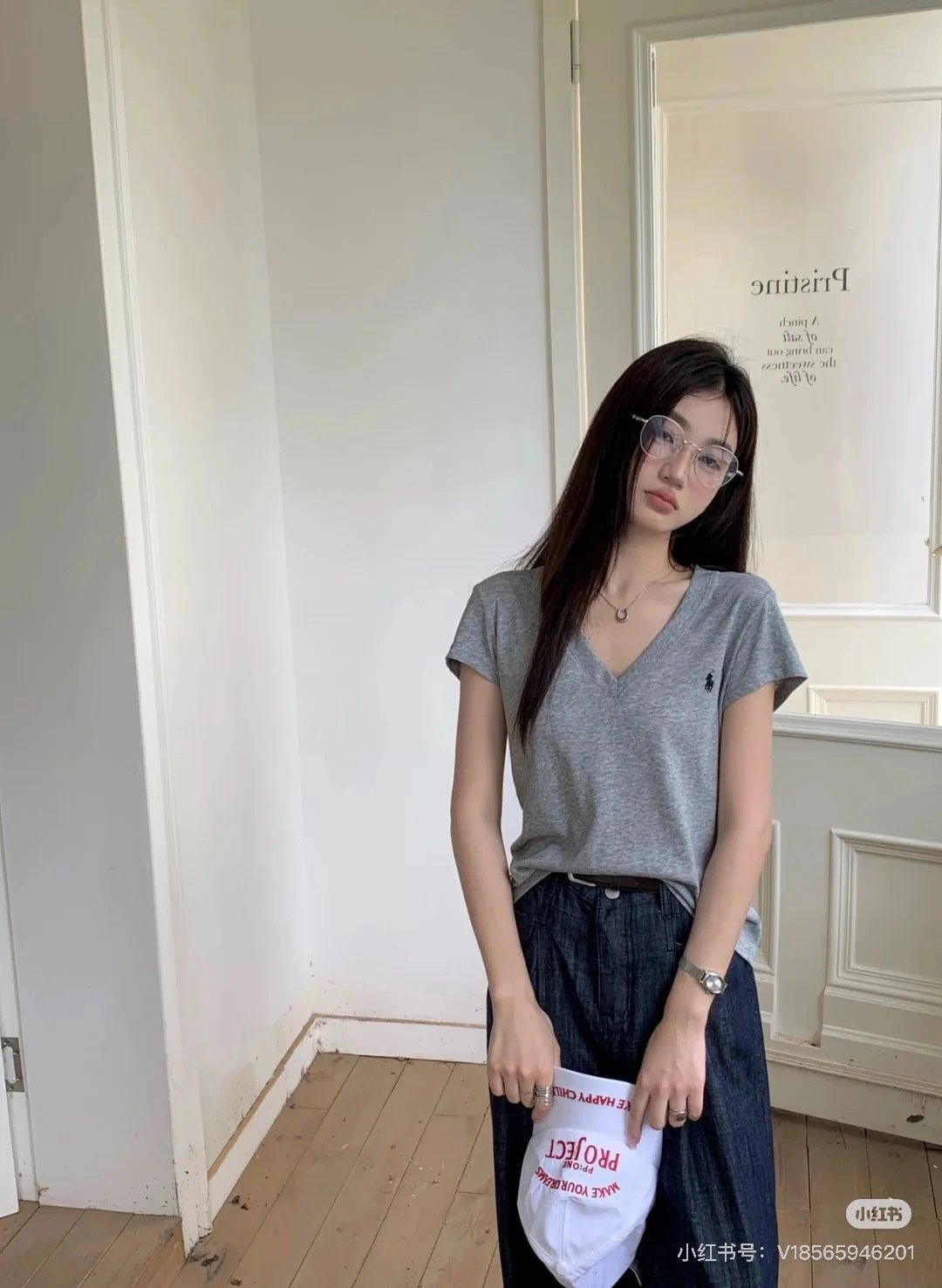 Ralph Lauren V-Neck Embroidered T-Shirt photo 8