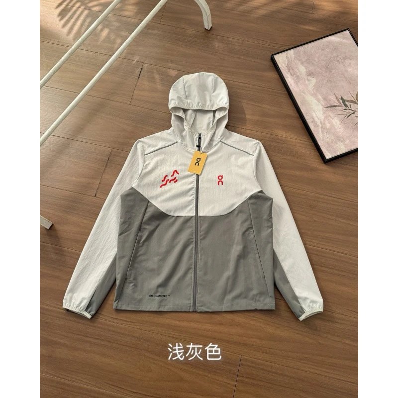 Outdoor Lightweight Windbreaker Jacket photo 4