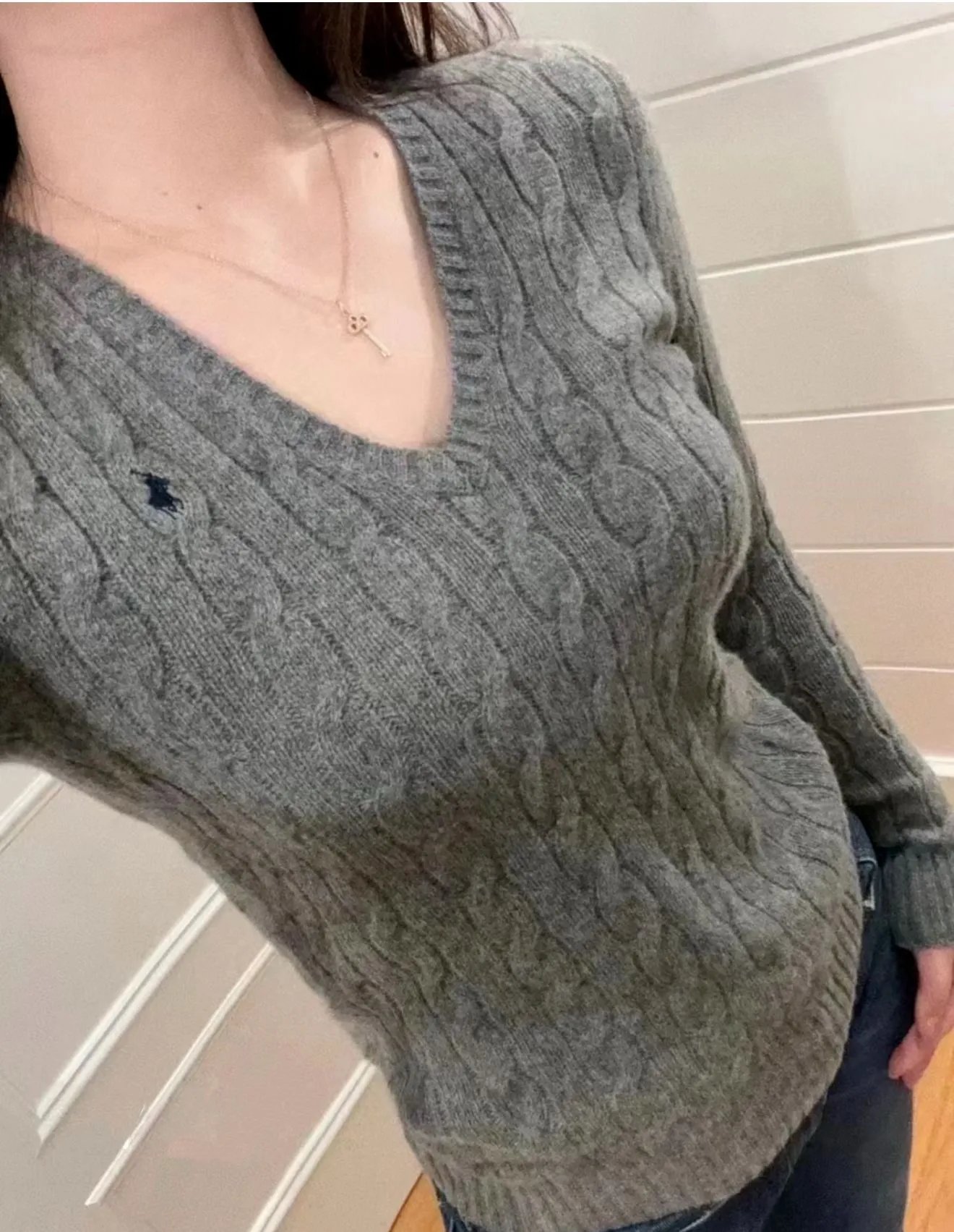 Ralph Lauren Cashmere V-Neck Sweater photo 4